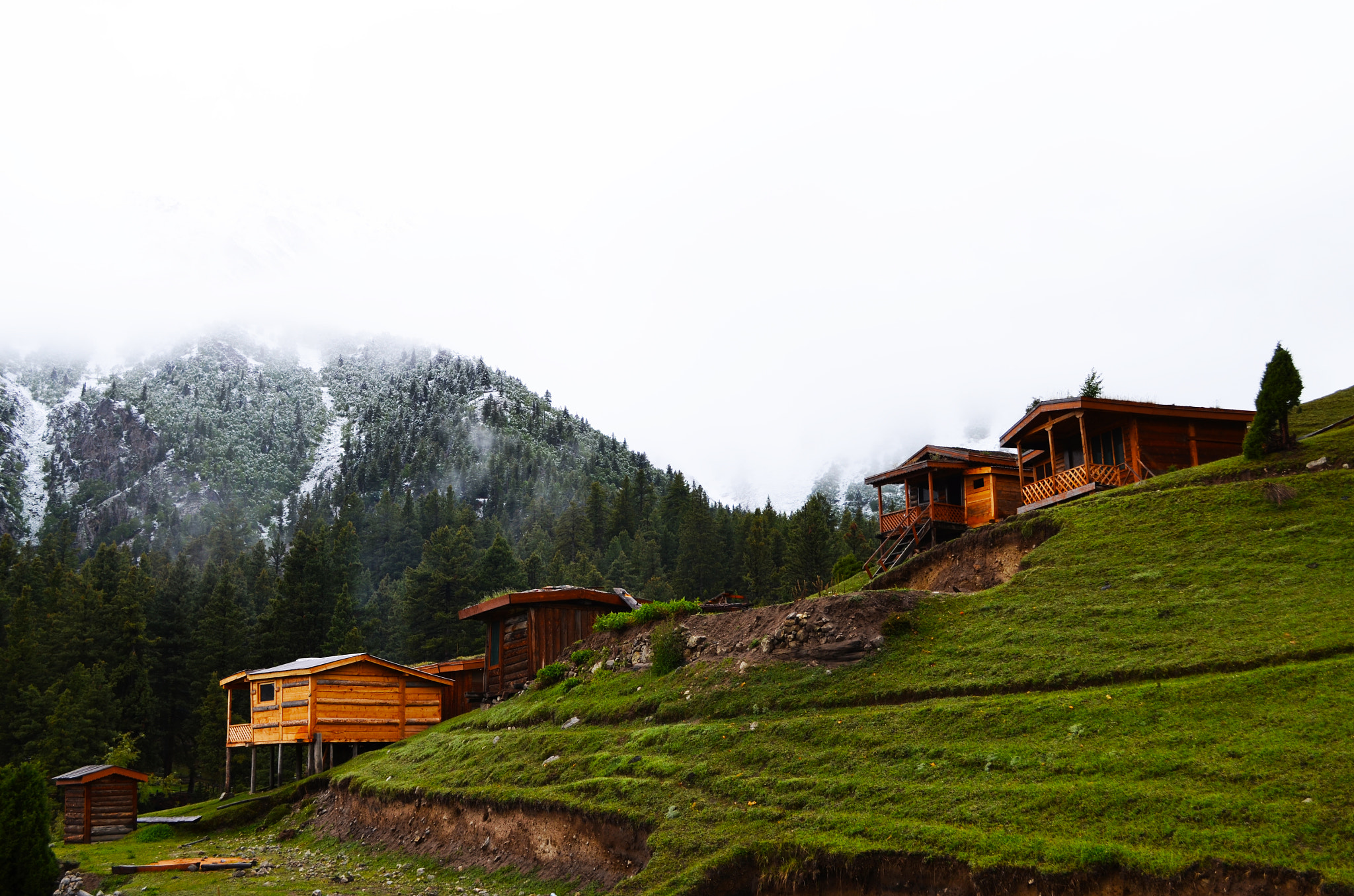 Sigma 70-200mm F2.8 EX DG Macro HSM II sample photo. Fairy meadows photography