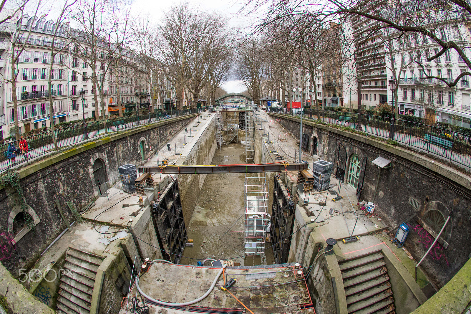 Sony SLT-A77 + Sigma 10mm F2.8 EX DC HSM Diagonal Fisheye sample photo. Paris - canal st martin - travaux photography