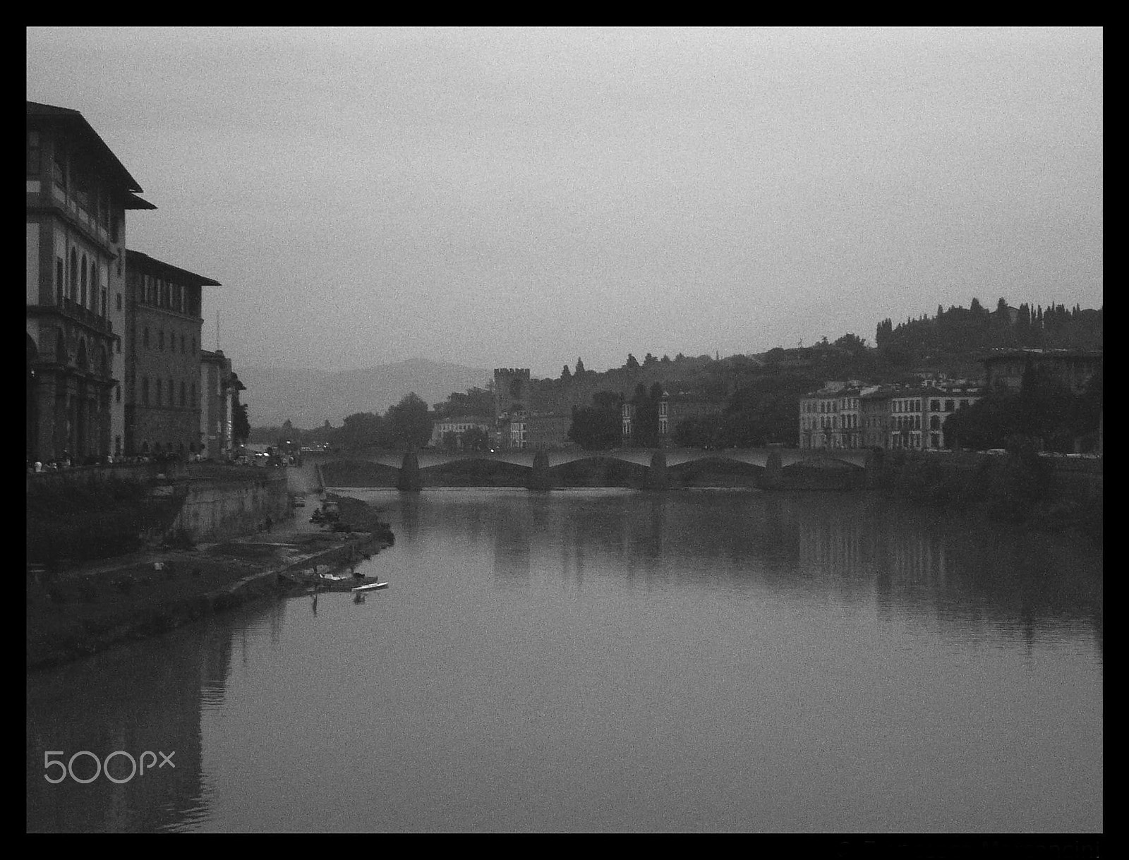 Panasonic DMC-F1 sample photo. Firenze - lungarno photography