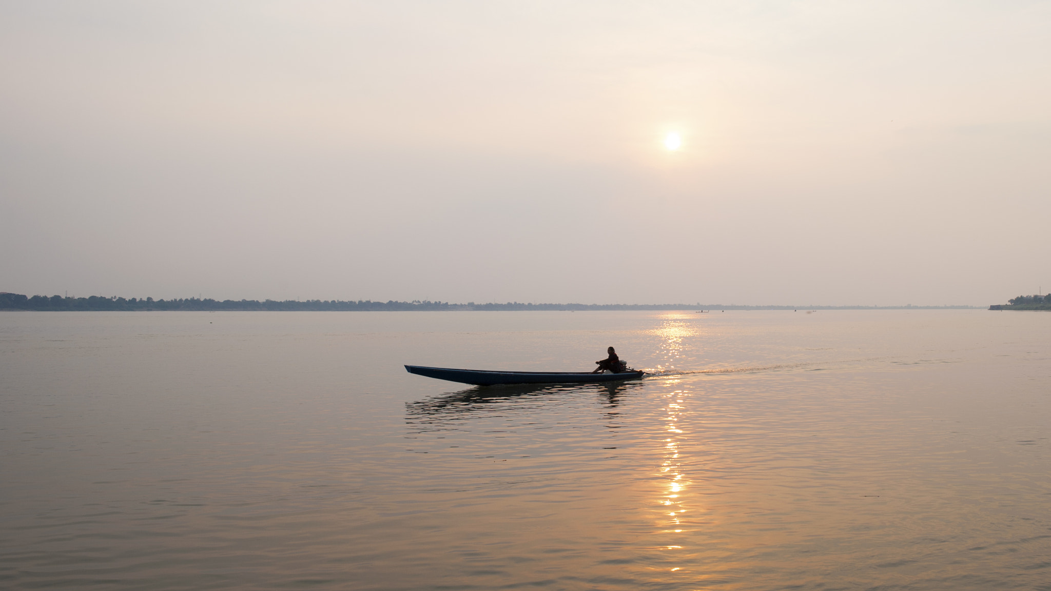 Samyang 12mm F2.8 ED AS NCS Fisheye sample photo. Sunset on mekong river (laos) photography