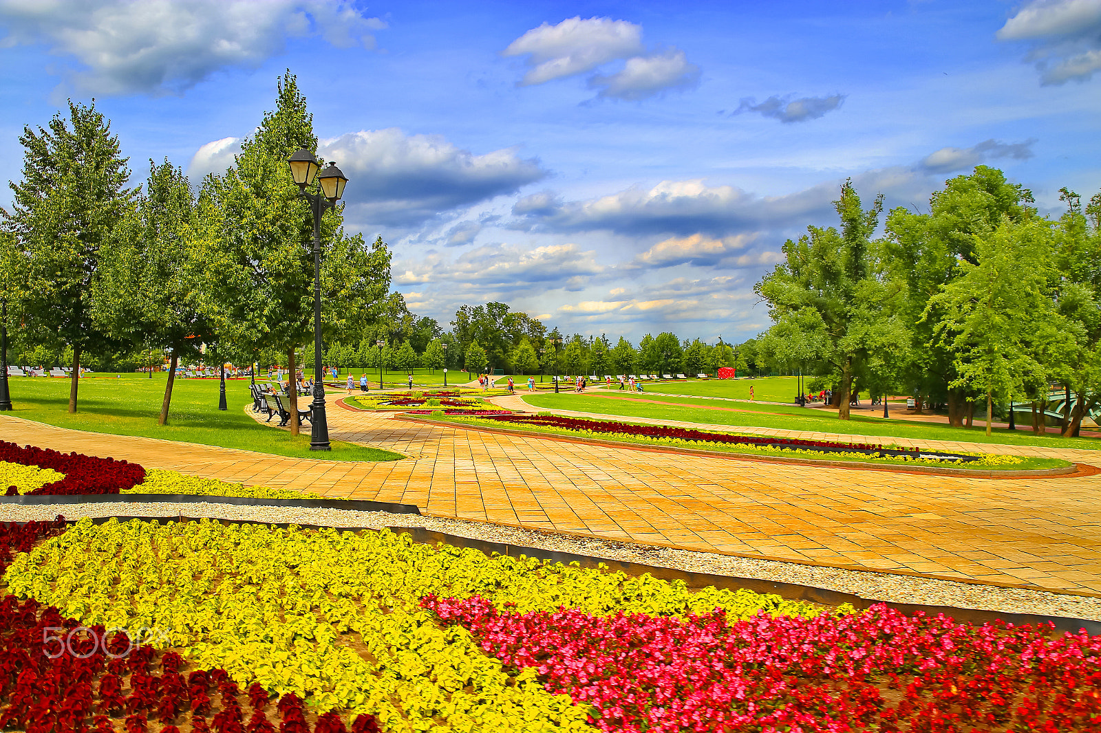 Canon EF 28-80mm f/2.8-4L sample photo. Tsaritsyno_museum_reserve_landscape photography