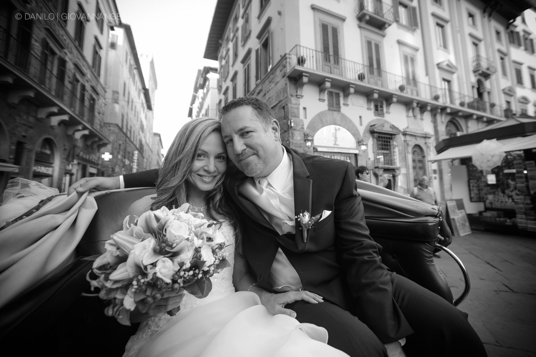 Nikon D800 + Sigma 14mm F2.8 EX Aspherical HSM sample photo. Wedding day in florence, italy photography