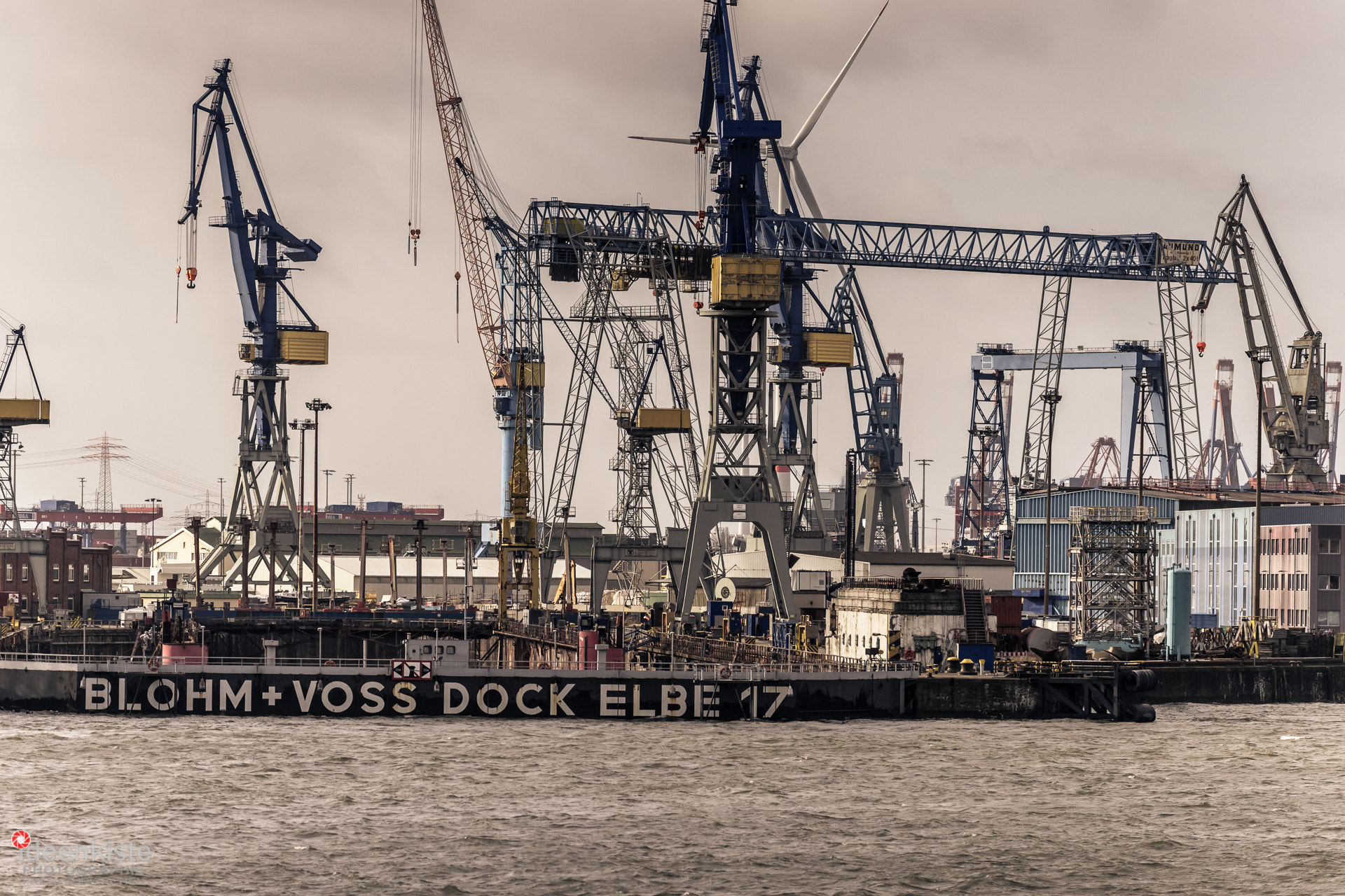 Tamron SP 70-300mm F4-5.6 Di USD sample photo. Hamburg photography