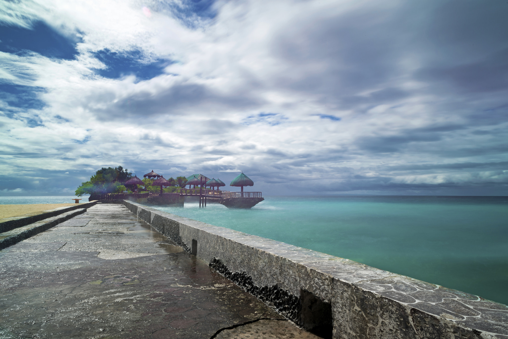 Nikon D600 + AF Nikkor 20mm f/2.8 sample photo. The unpredictable tropical skies photography