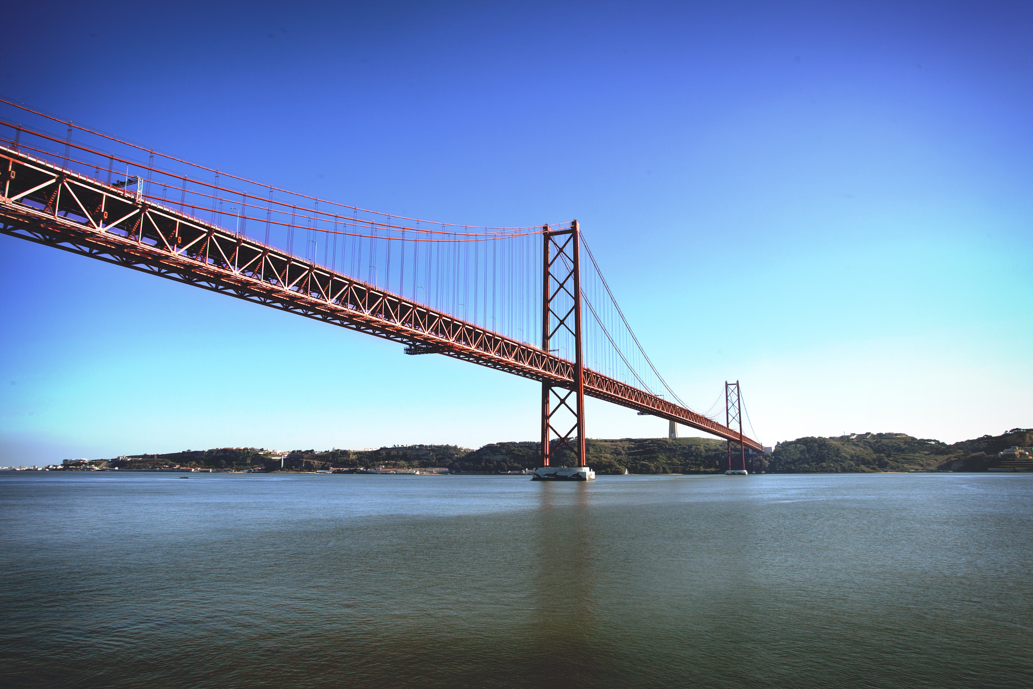 Canon EF 20-35mm f/2.8L sample photo. 25 de abril bridge - lisbon photography