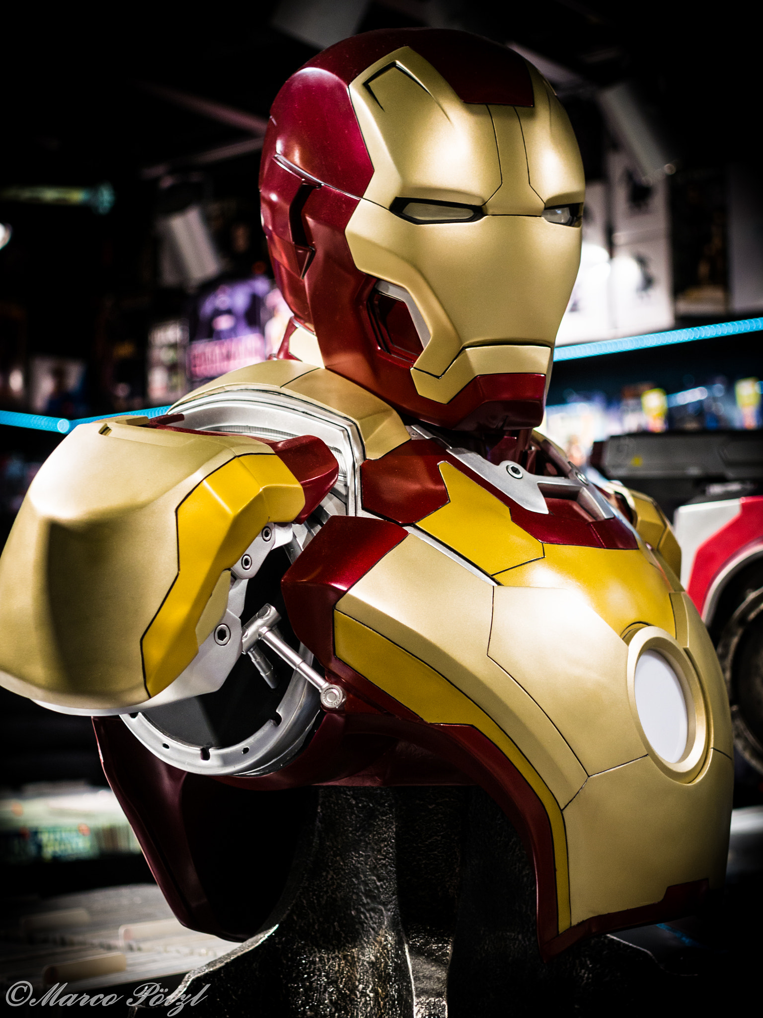 Olympus PEN E-PM2 + Sigma 30mm F2.8 EX DN sample photo. Iron man photography