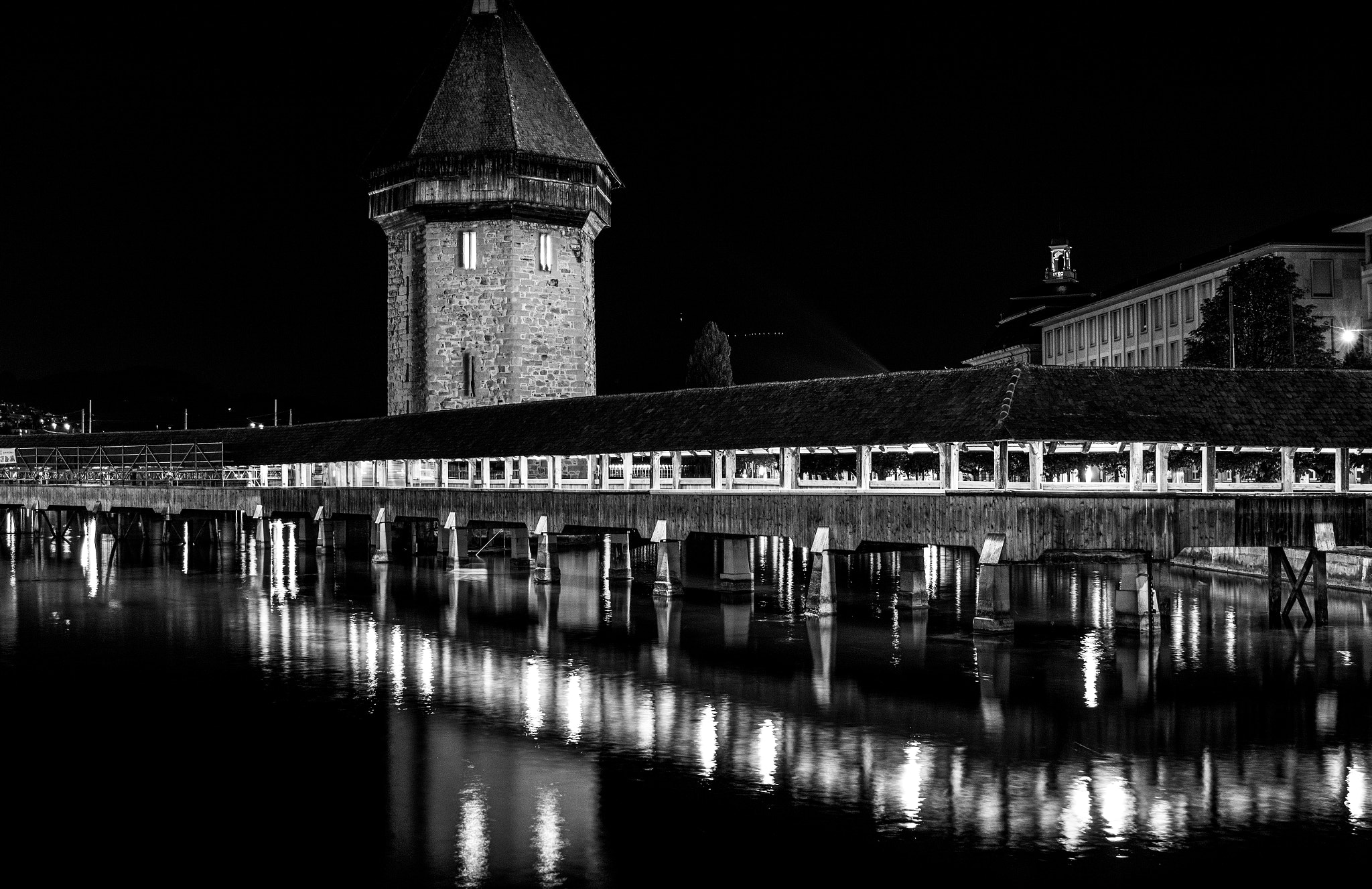 Canon EF 24-70mm F4L IS USM sample photo. Chapel bridge photography