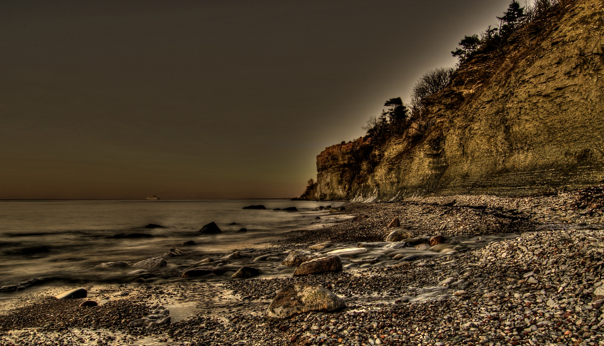 Nikon D2X sample photo. Tonemapped photography