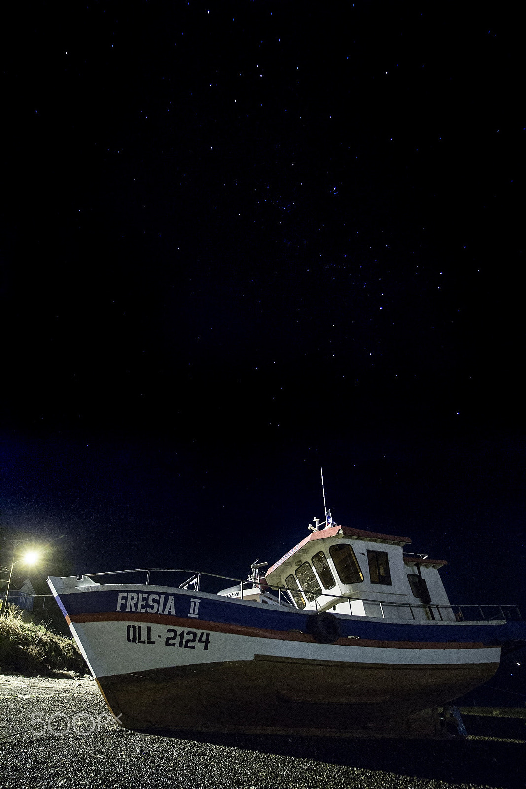 Canon EF-S 17-55mm F2.8 IS USM sample photo. Tides night traveller photography