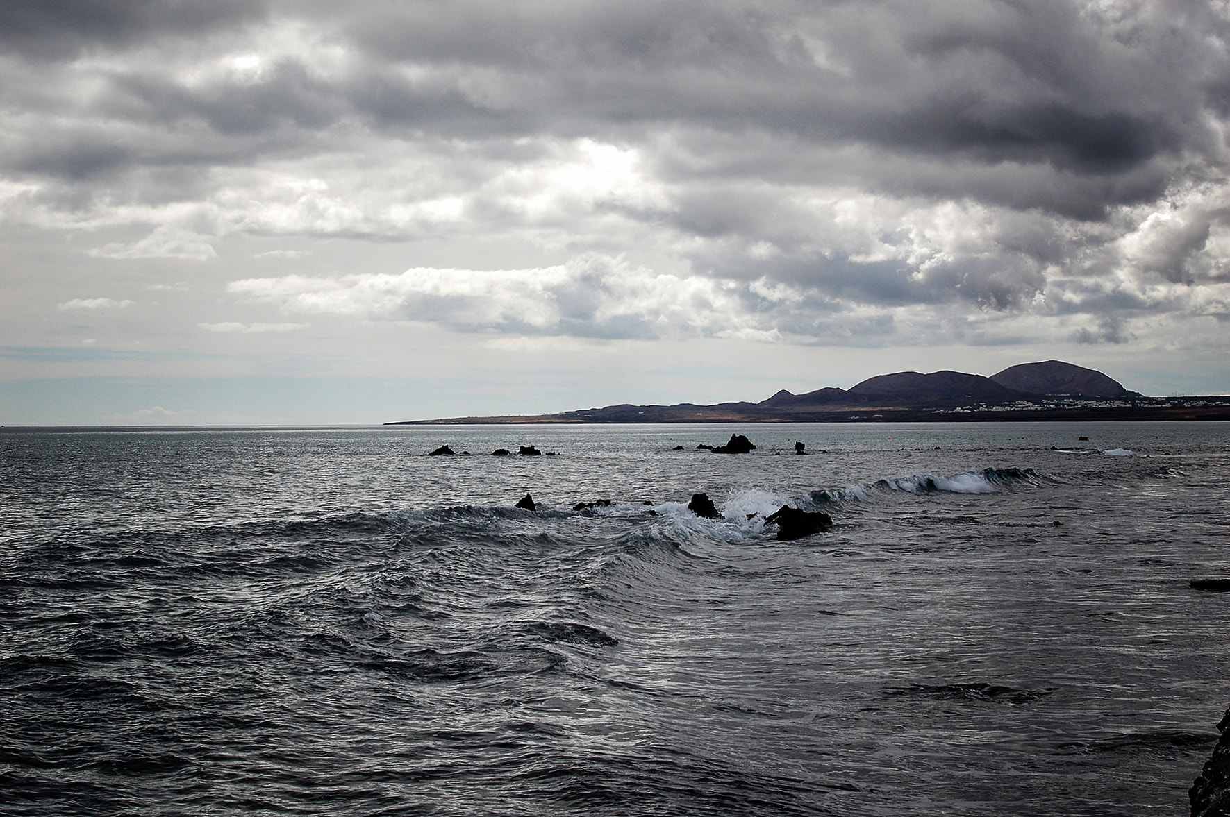 Nikon D50 + AF Zoom-Nikkor 35-80mm f/4-5.6D sample photo. Isla de lanzarote photography