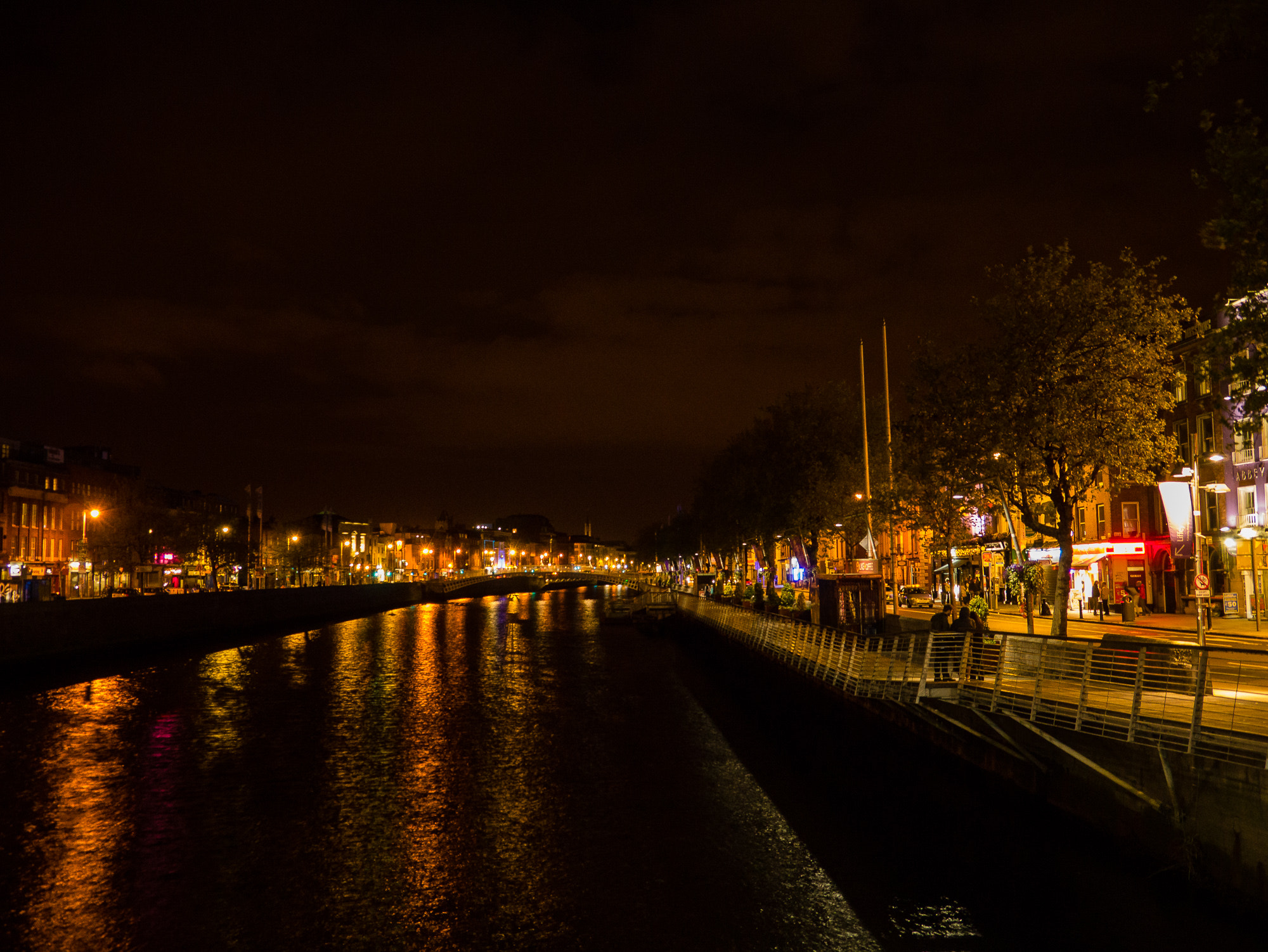 Panasonic Lumix DMC-G3 sample photo. Dublin at night photography
