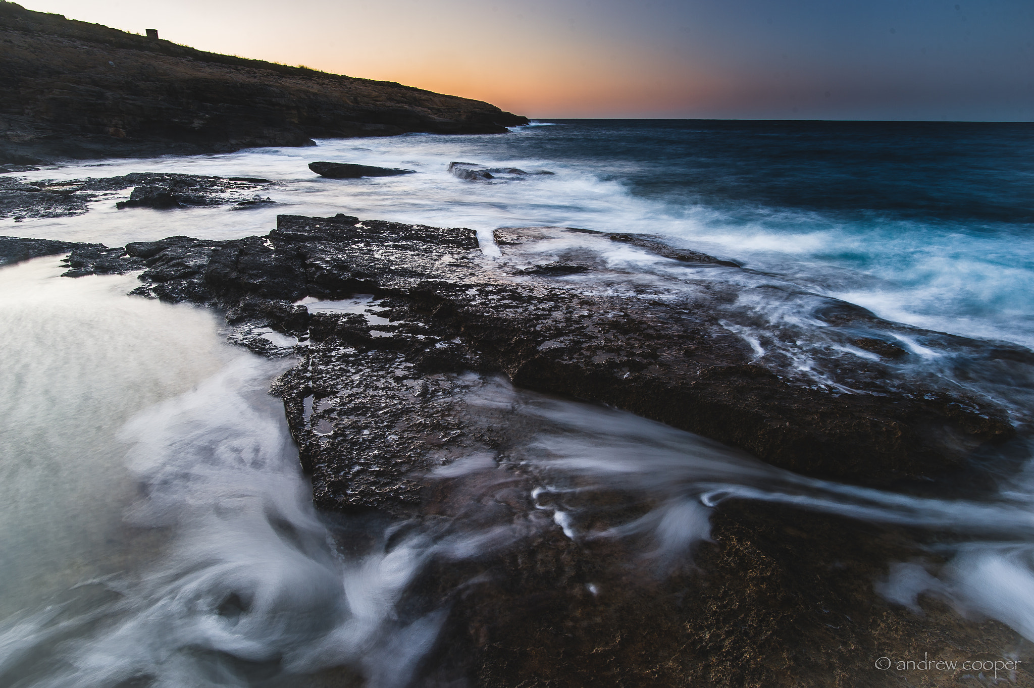 Nikon Df + Nikon AF-S Nikkor 20mm F1.8G ED sample photo. Pulled by the forces photography