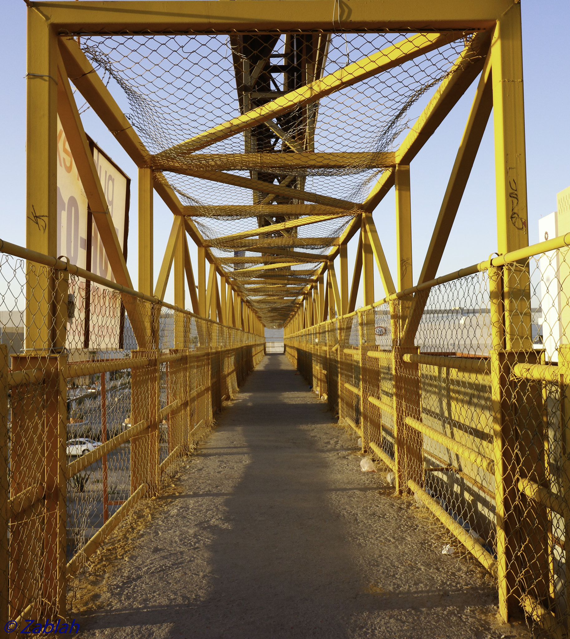 Canon EF-S 10-18mm F4.5–5.6 IS STM sample photo. Ciudad photography