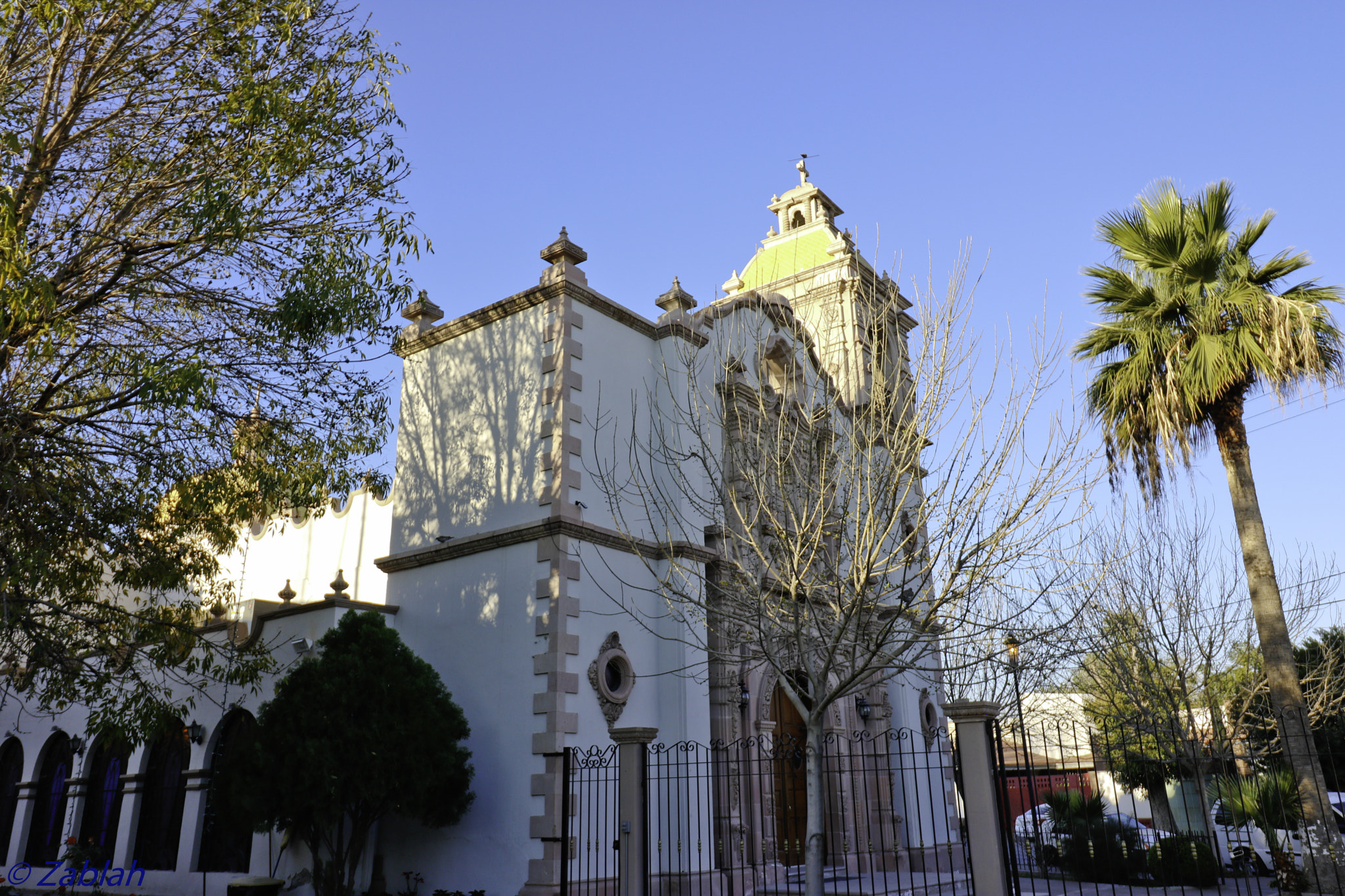 Canon EF-S 10-18mm F4.5–5.6 IS STM sample photo. Iglesia photography