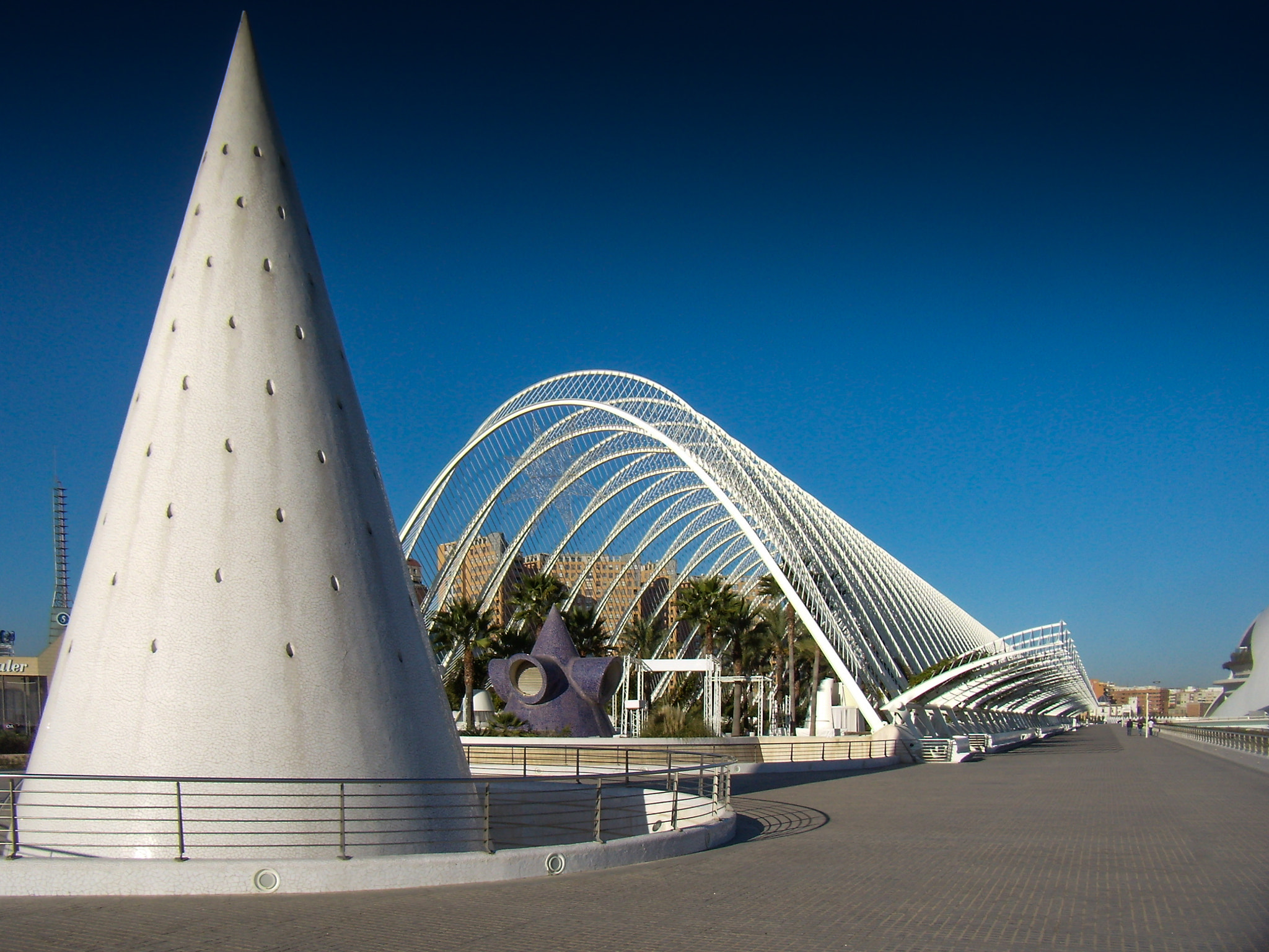 Olympus FE200 sample photo. Valencia: city of arts and sciences photography