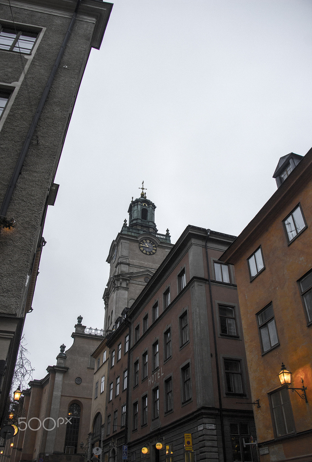 Canon EF-S 18-135mm F3.5-5.6 IS STM sample photo. Old town stockholm photography