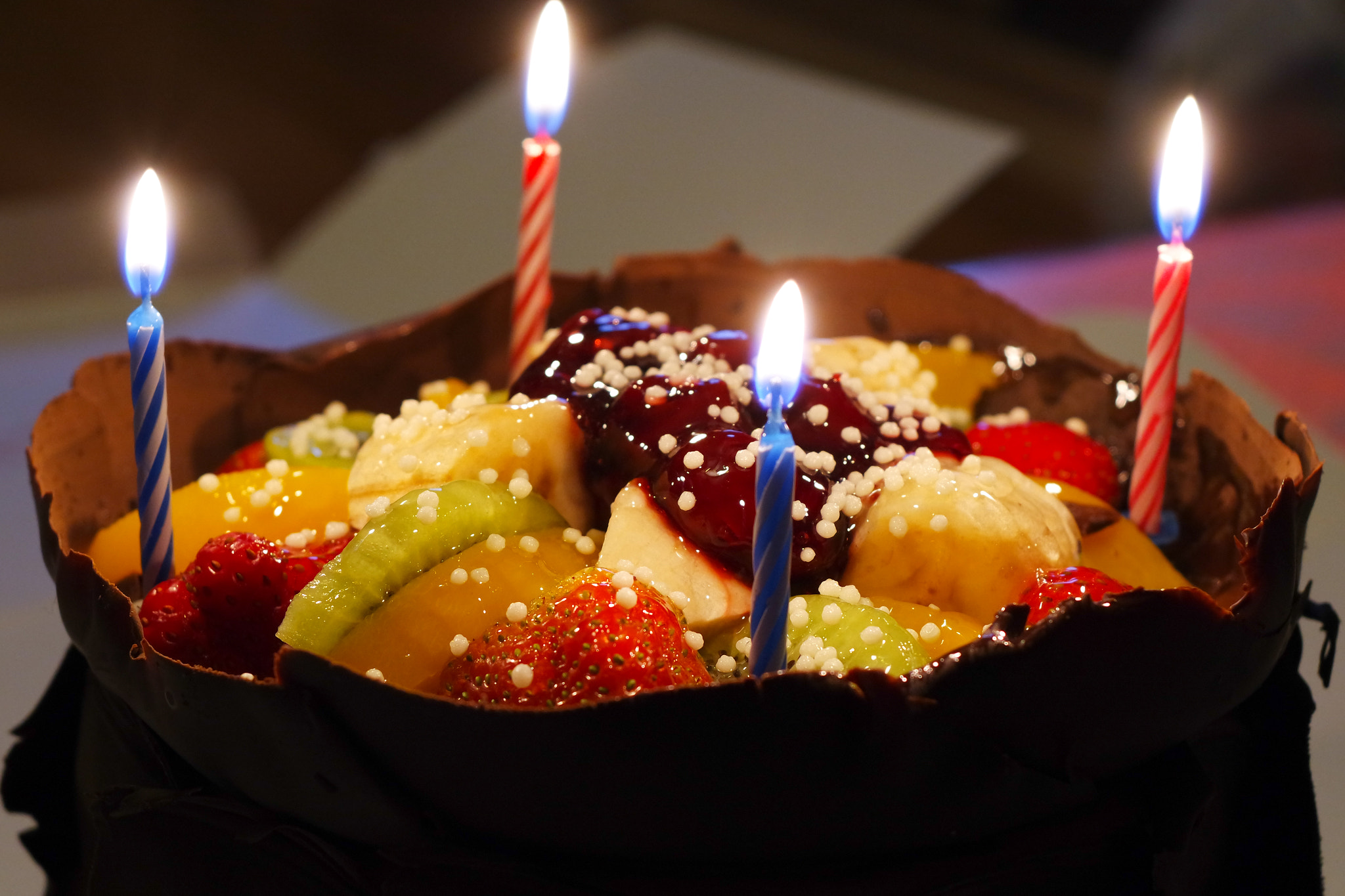 NX 30mm F2 sample photo. Birthday cake photography