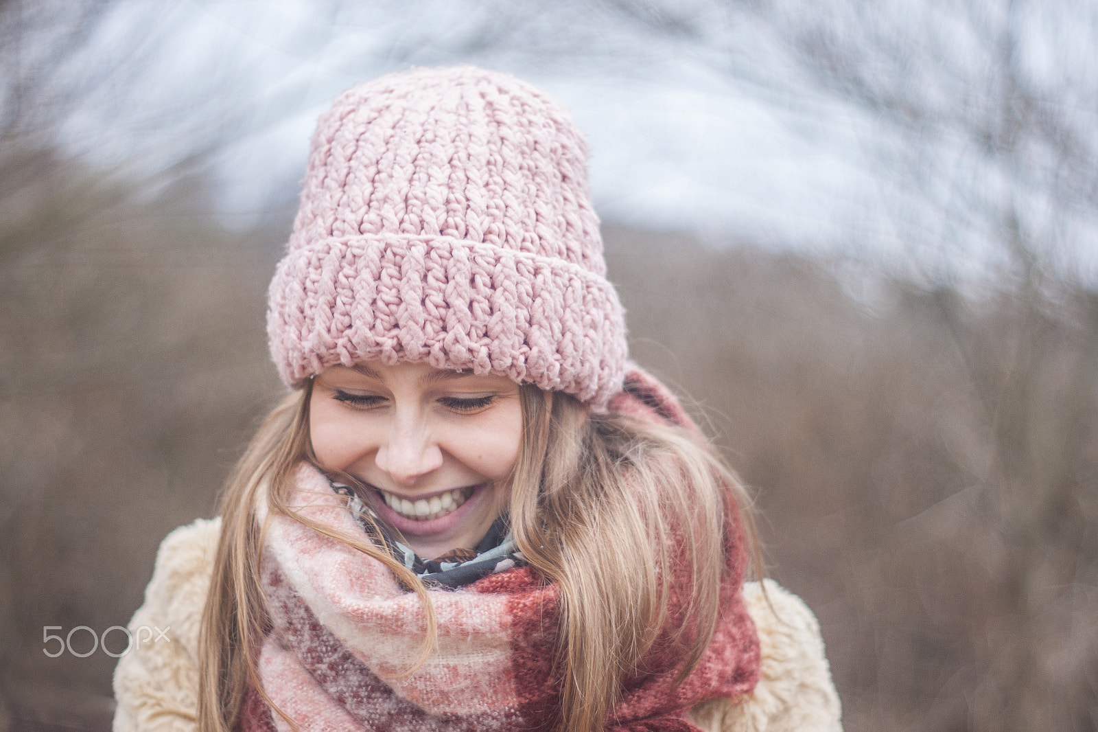 Sony Alpha DSLR-A700 + Minolta AF 50mm F1.7 sample photo. My happy friend photography