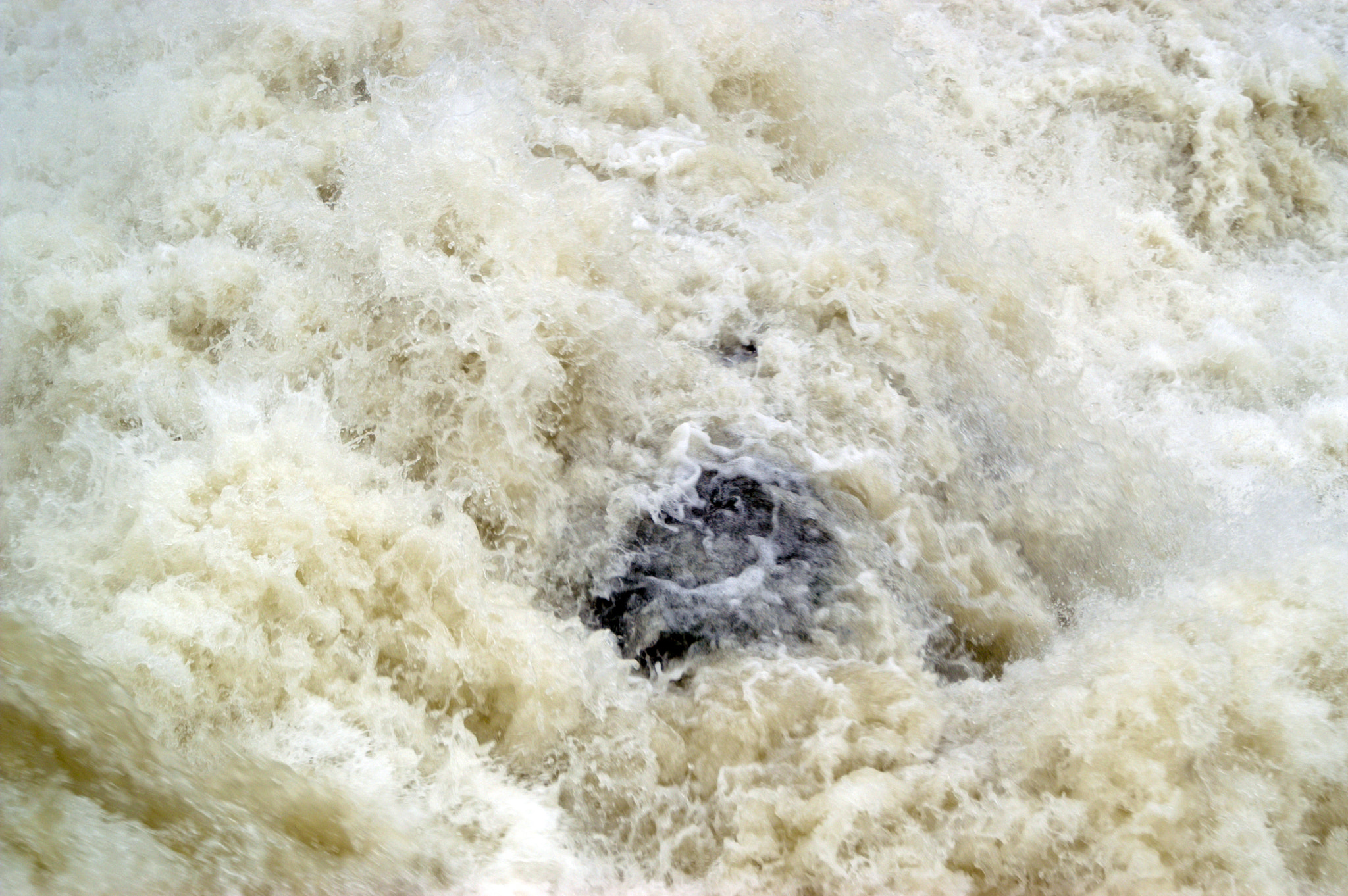KONICA MINOLTA MAXXUM 5D sample photo. Churning waters at gullfoss photography