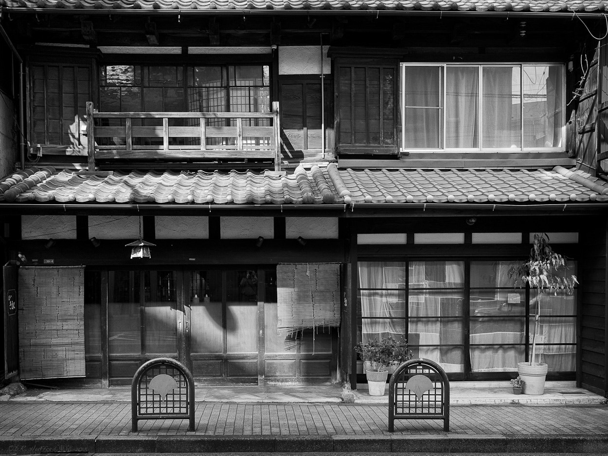 Panasonic Lumix DMC-GX7 + Panasonic Lumix G 20mm F1.7 ASPH sample photo. Disappearing tokyo photography