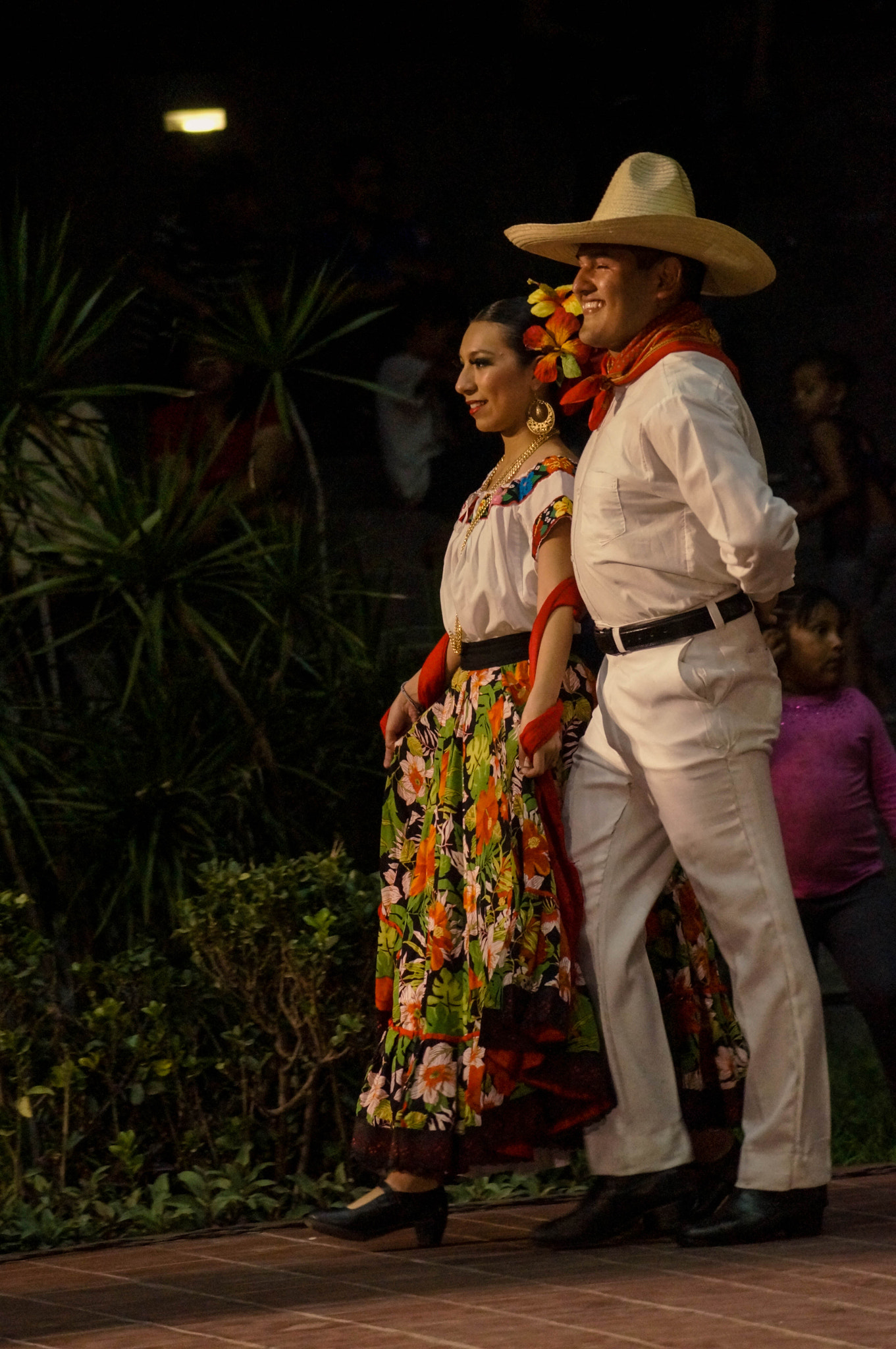Sony SLT-A57 + Sony DT 55-200mm F4-5.6 SAM sample photo. Folklor mexico photography