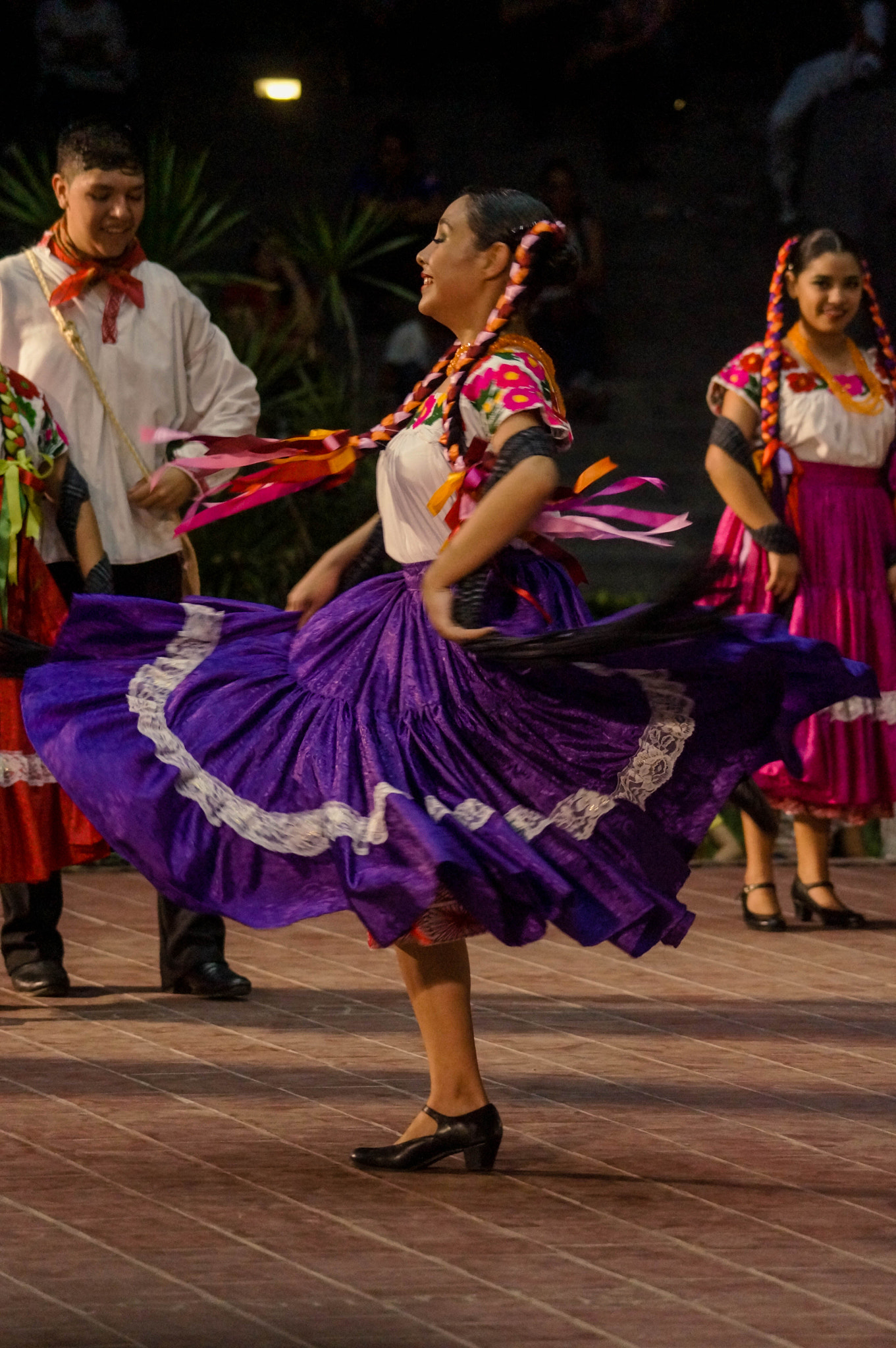 Sony SLT-A57 + Sony DT 55-200mm F4-5.6 SAM sample photo. Folklor mexico photography