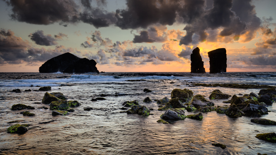 Canon EOS 6D + 16.0 - 35.0 mm sample photo. Sunset azores photography