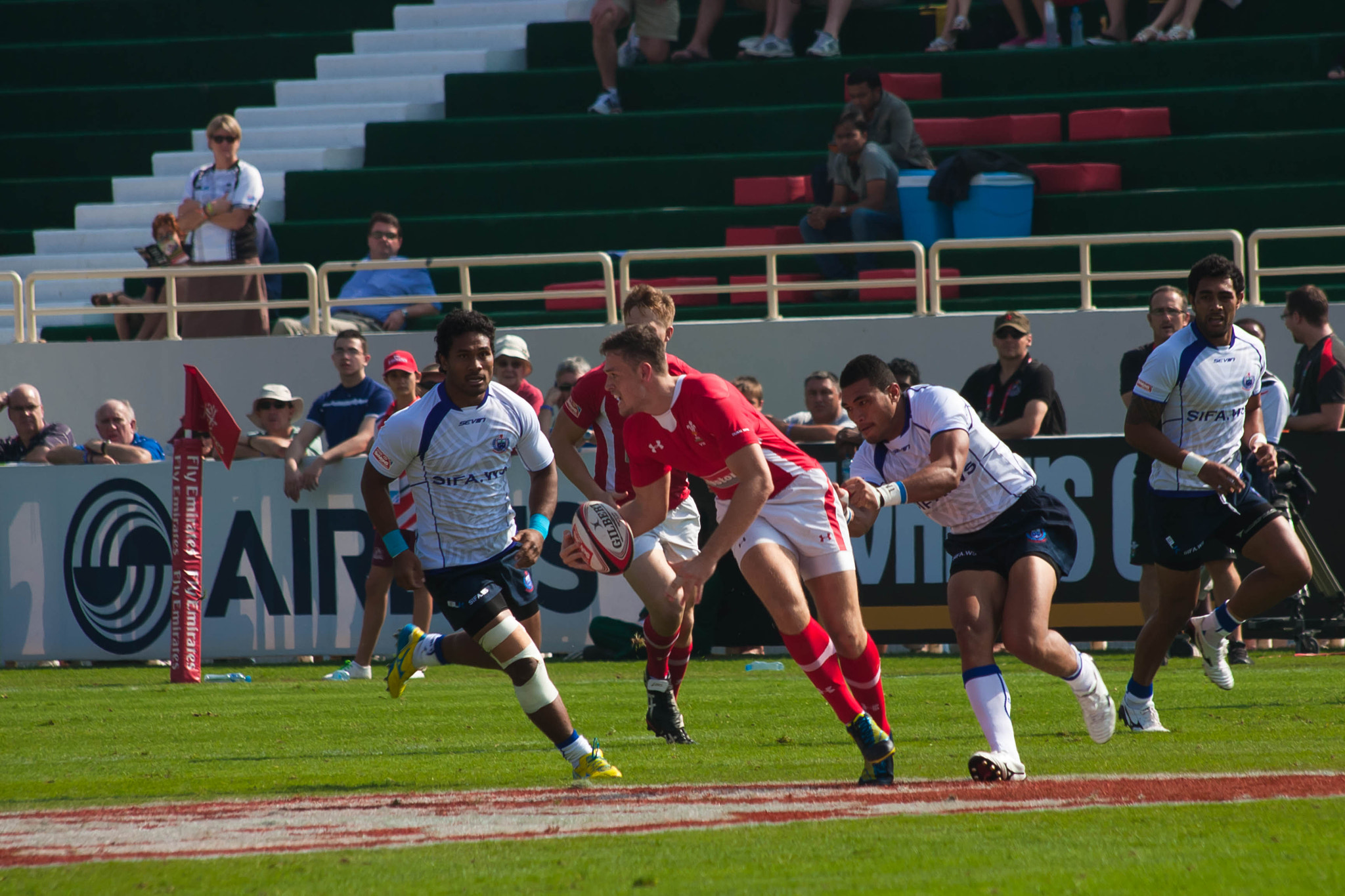 Canon EF 35-350mm F3.5-5.6L USM sample photo. 2012 dubai rugby sevens photography