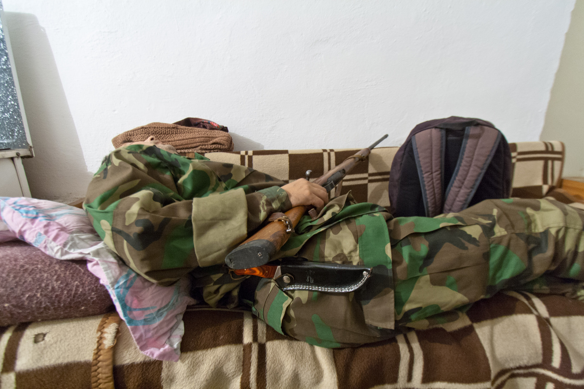 Canon EF-S 10-22mm F3.5-4.5 USM sample photo. You better nap with your rifle photography