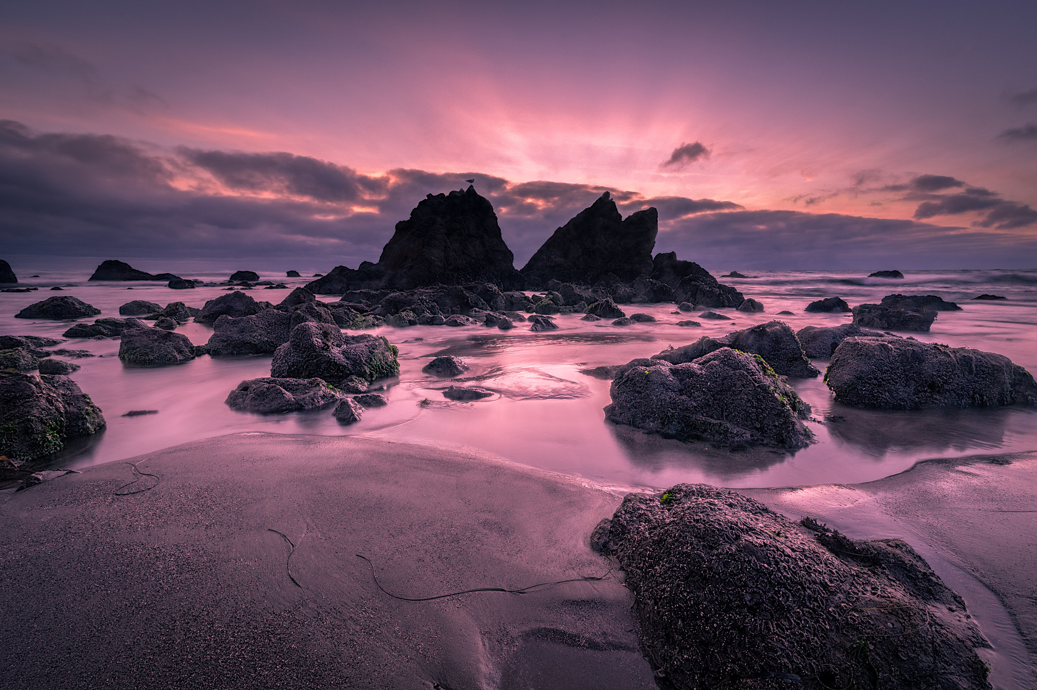 Canon EF-S 10-18mm F4.5–5.6 IS STM sample photo. Rocky shore photography