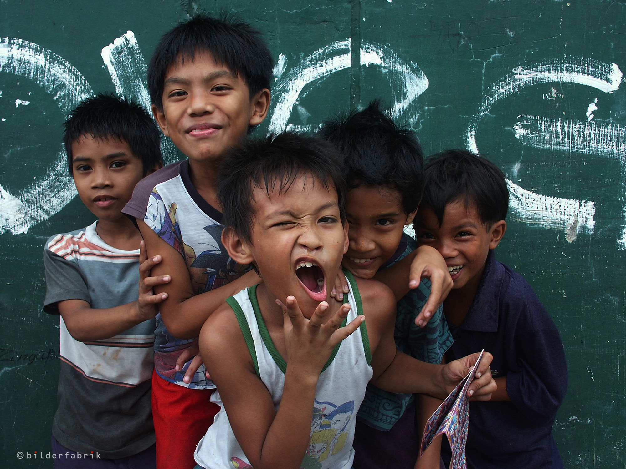 KONICA MINOLTA DiMAGE 7 sample photo. Manila kids photography