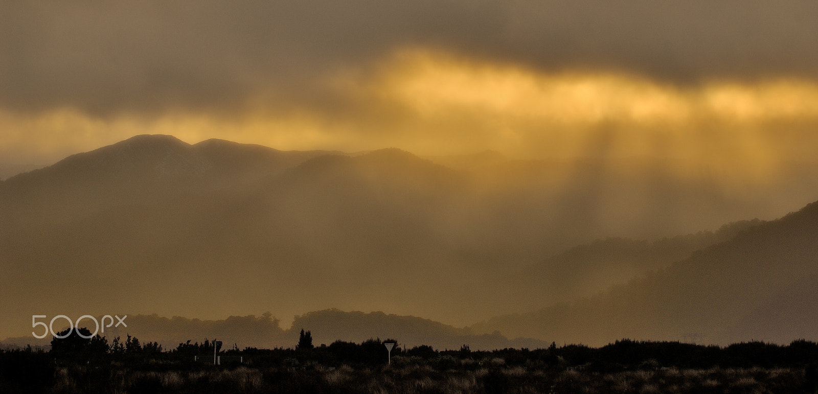 Nikon D2X sample photo. Light through the cloud photography