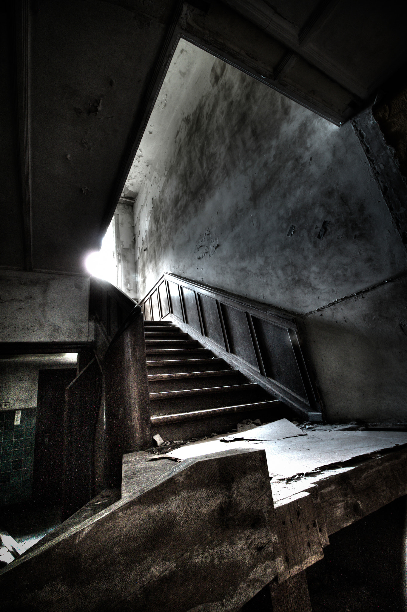 Canon EF-S 10-18mm F4.5–5.6 IS STM sample photo. Tonemapped photography