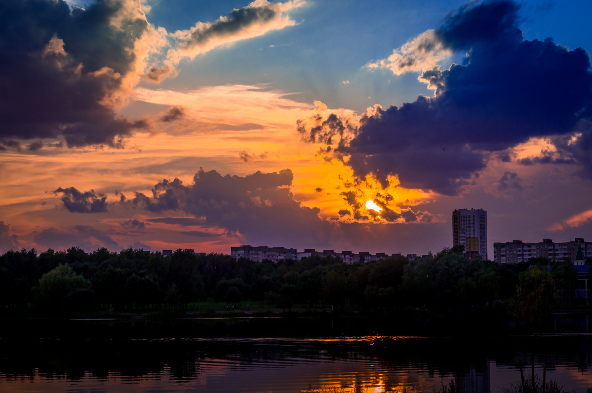 Sony Alpha NEX-3N + E 50mm F1.8 OSS sample photo. Sunset photography
