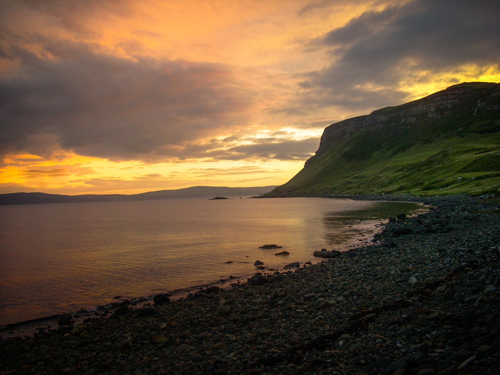 Nikon COOLPIX L11 sample photo. Scotland sunset photography