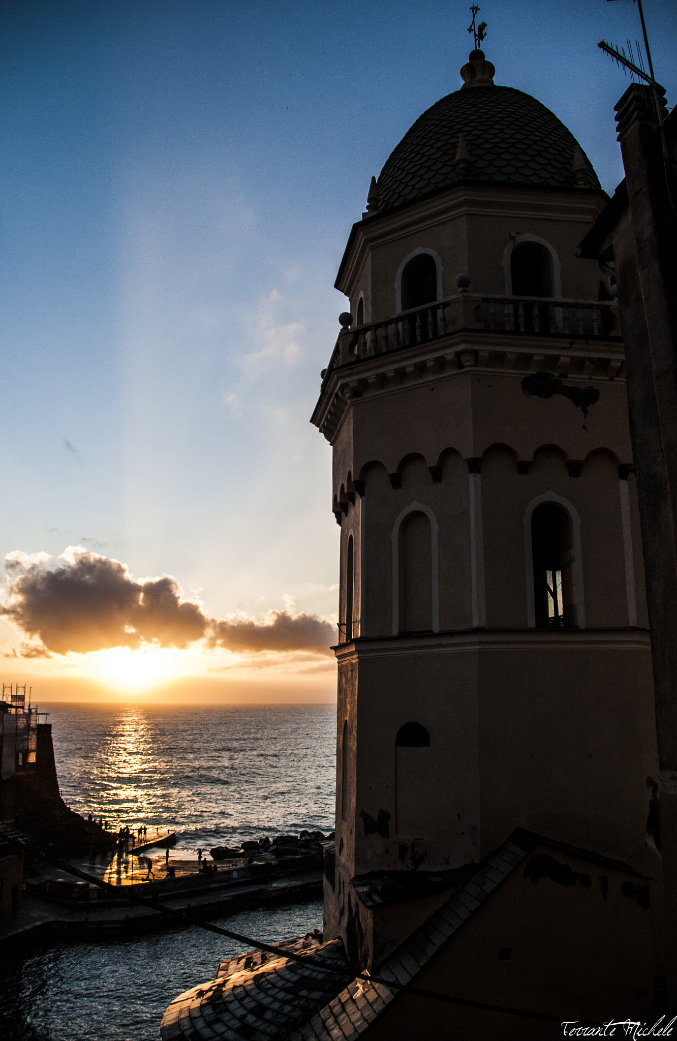 Canon TS-E 90mm F2.8 Tilt-Shift sample photo. Vernazza (cinque terre) italy photography