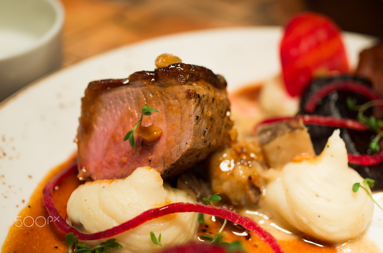 HD Pentax DA 35mm F2.8 Macro Limited sample photo. Fine dinner in reykjavik photography