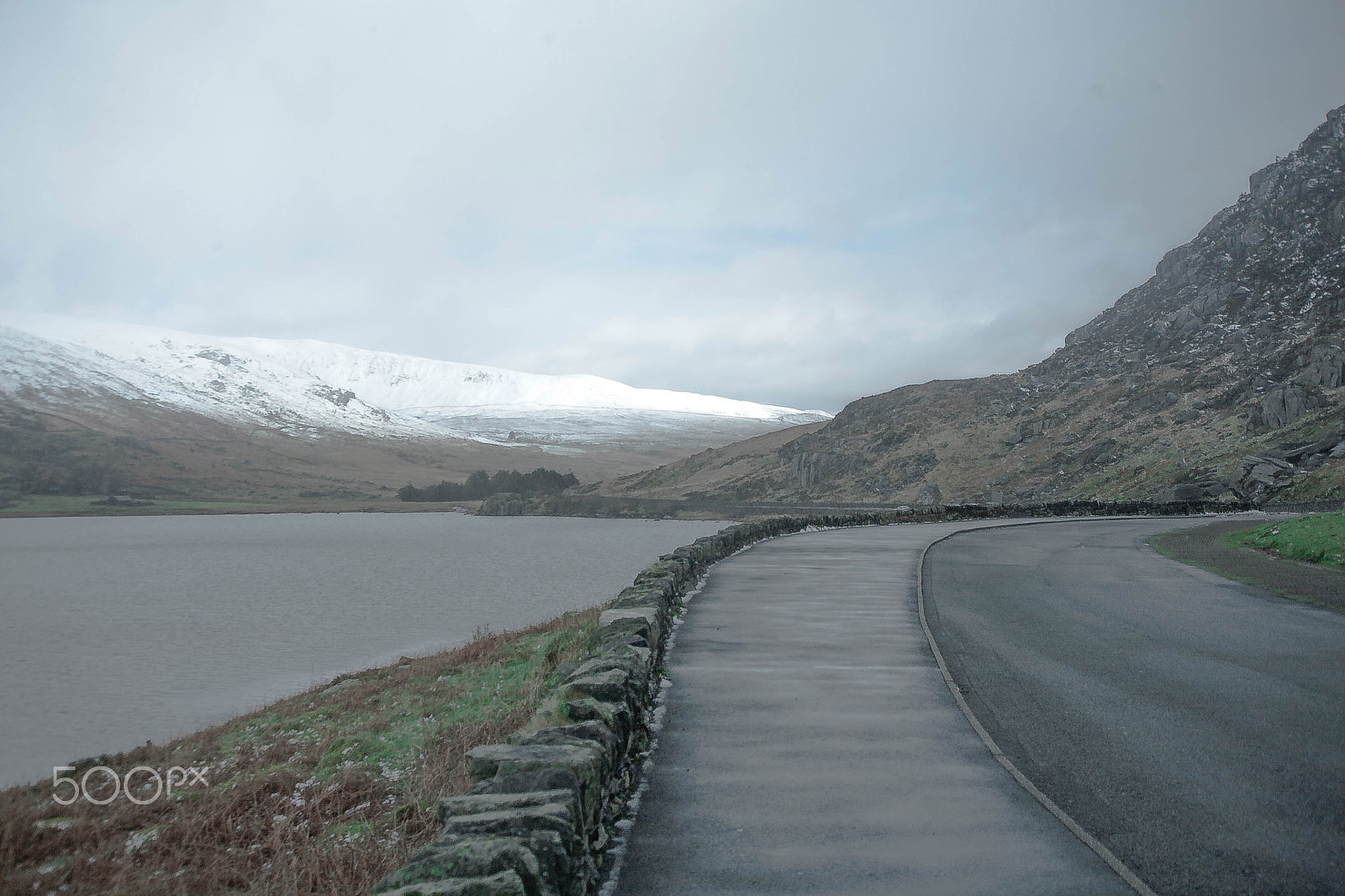 Canon EF 35-135mm f/4-5.6 USM sample photo. Ogwen valley photography