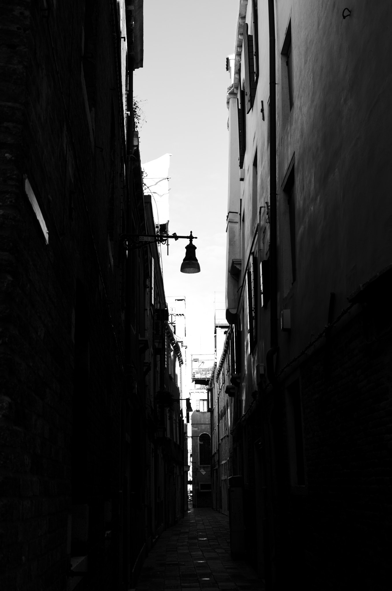 AF Zoom-Nikkor 28-80mm f/3.3-5.6G sample photo. Venice photography