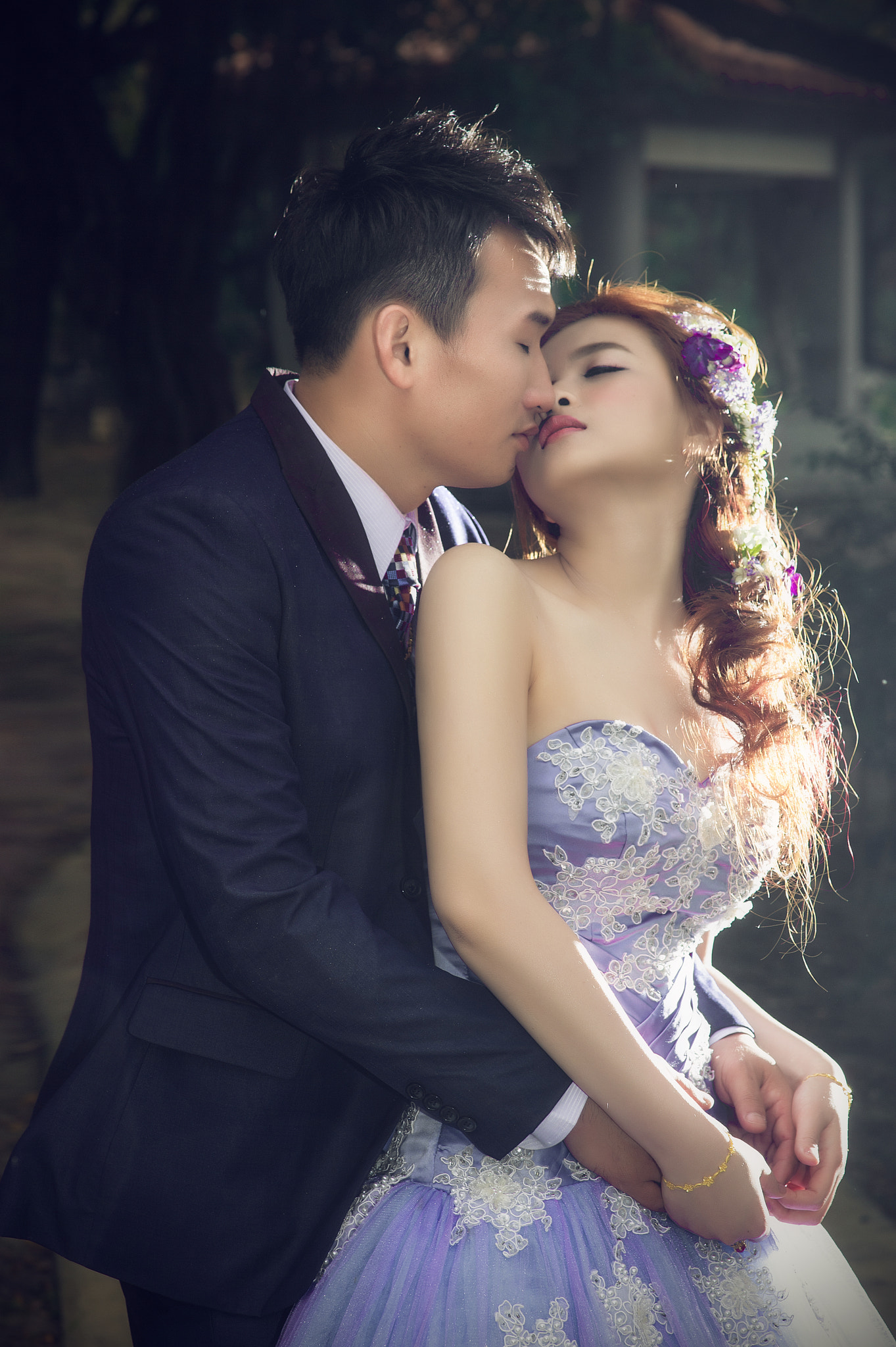 Nikon D3S + Sigma 85mm F1.4 EX DG HSM sample photo. Kiss photography