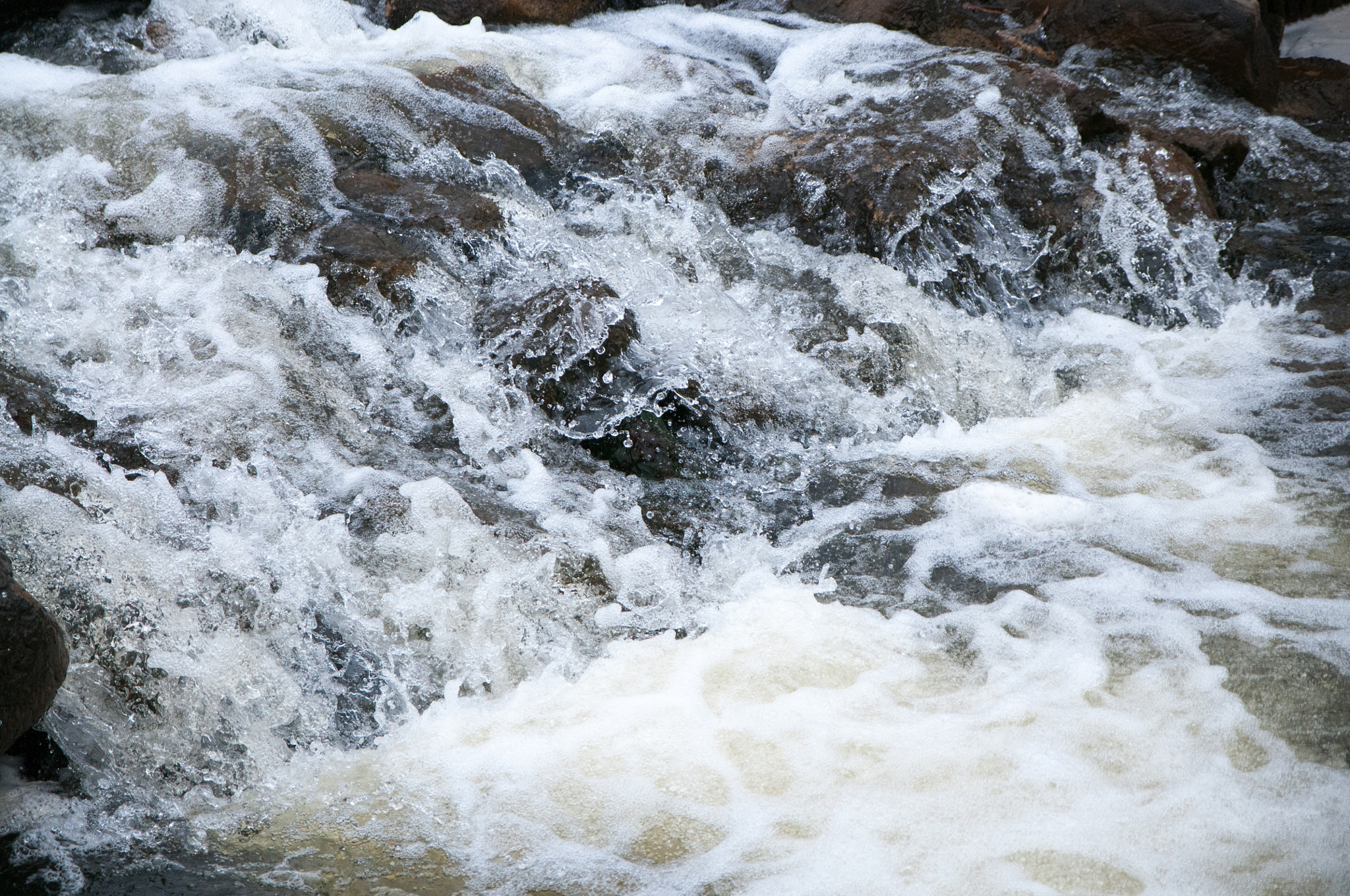 Sigma 17-70mm F2.8-4 DC Macro OS HSM sample photo. Rapids photography