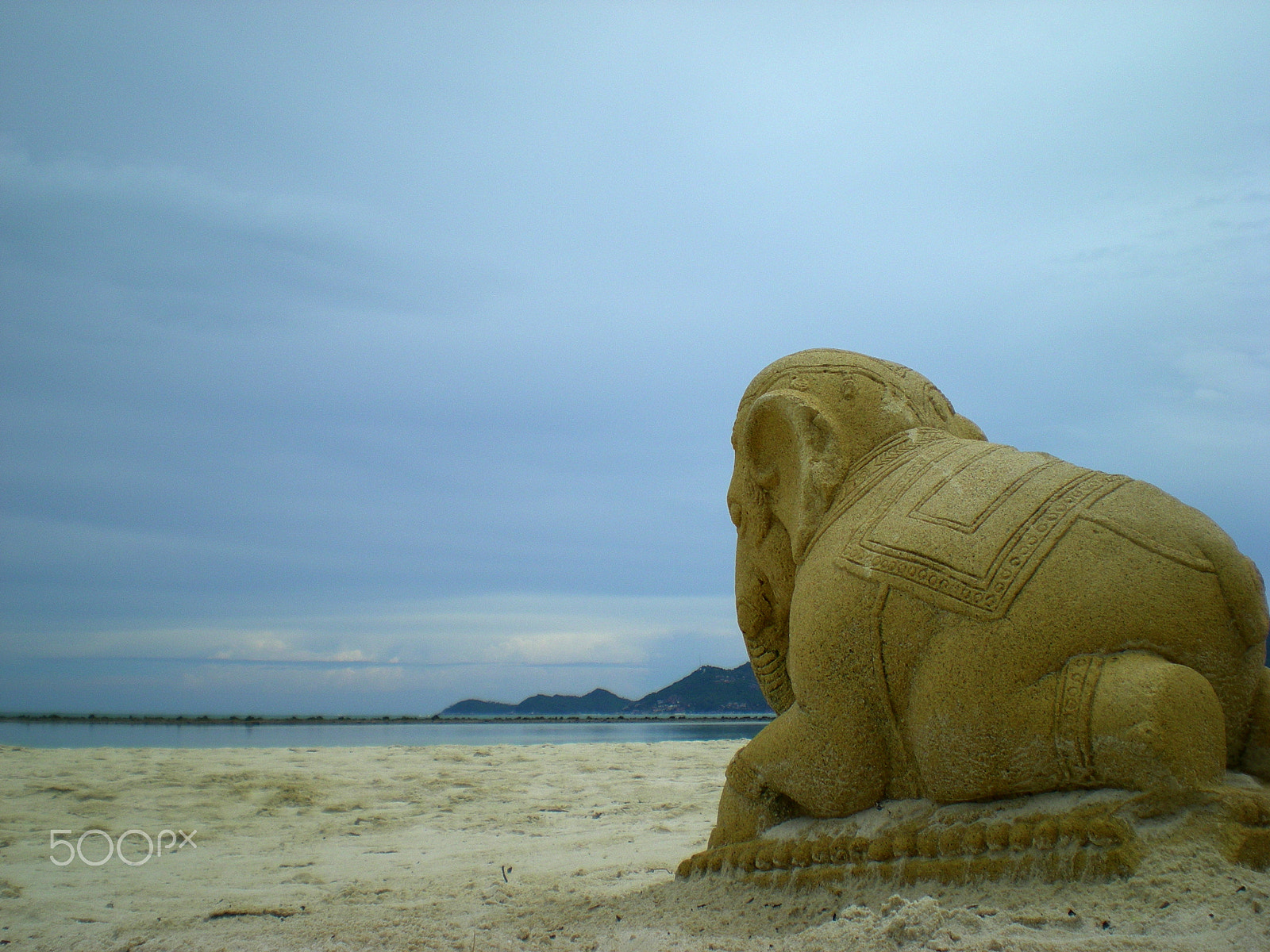 Nikon COOLPIX S200 sample photo. Traditional statue of elephant on the beach, thailand photography