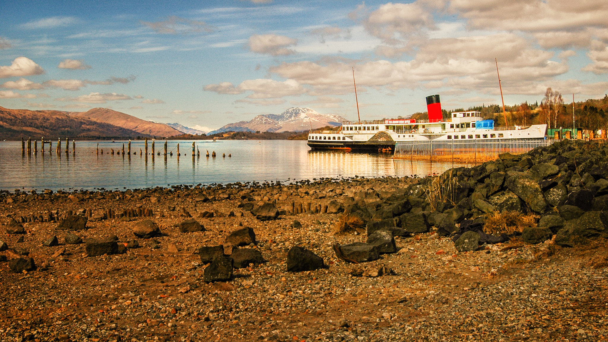 Nikon D70s sample photo. Ps maid of the loch photography