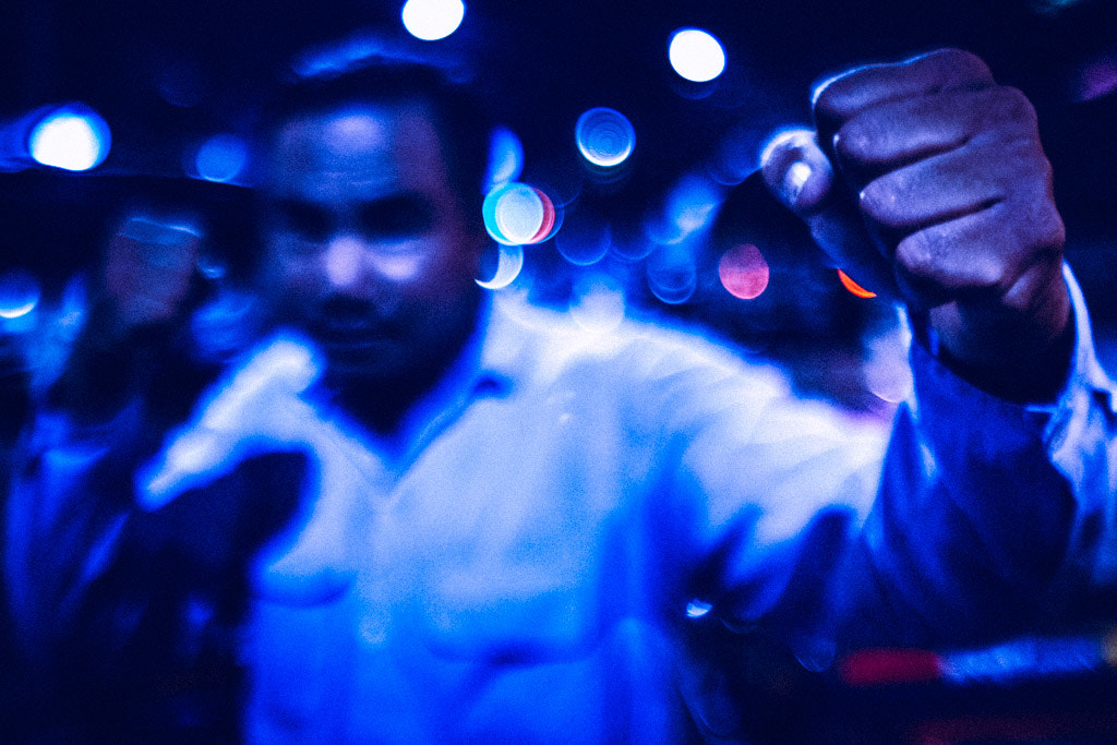 Canon EF 24mm f/1.4L sample photo. Broken bangkok: ready to rumble photography