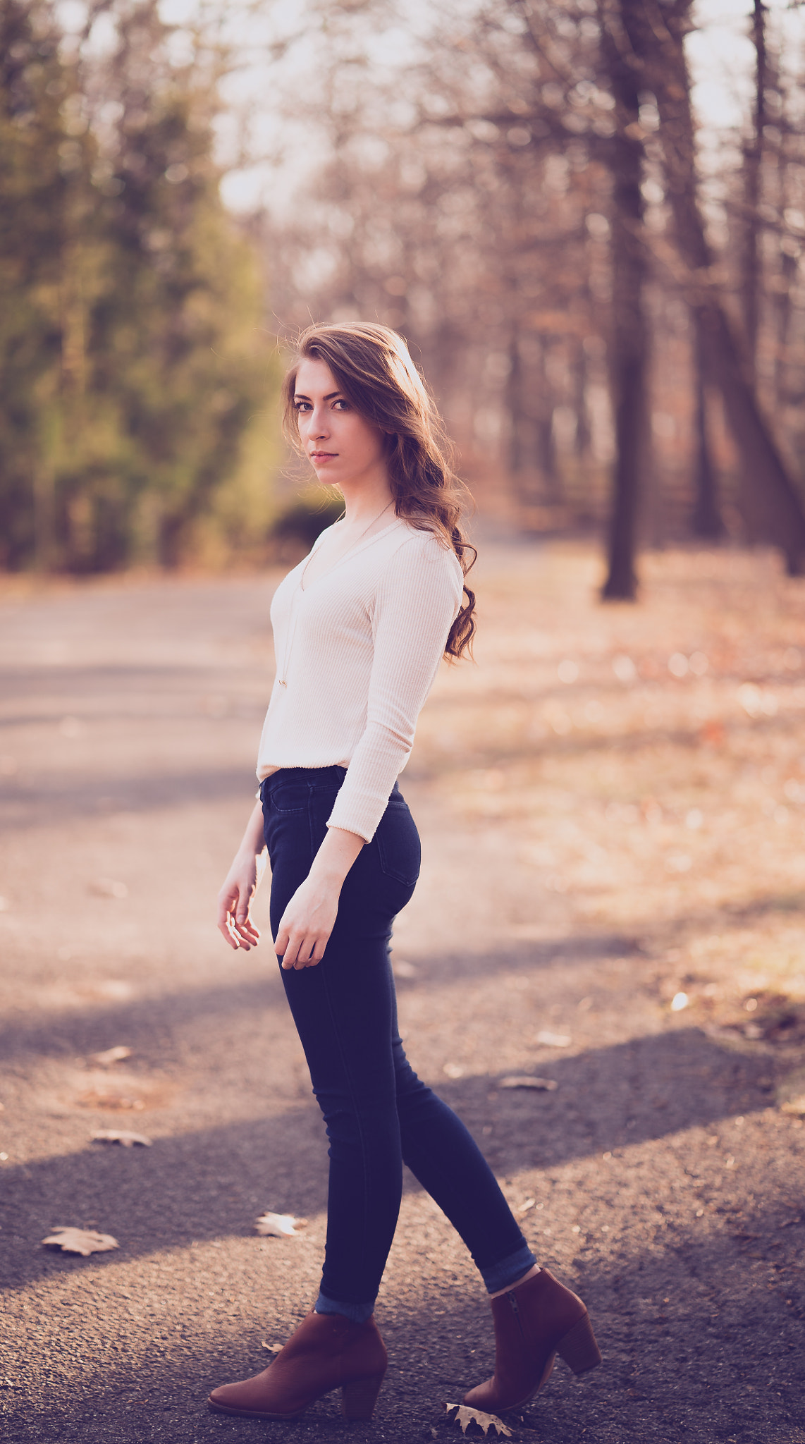 Sony a7S II + ZEISS Batis 85mm F1.8 sample photo. Laura in the spring photography