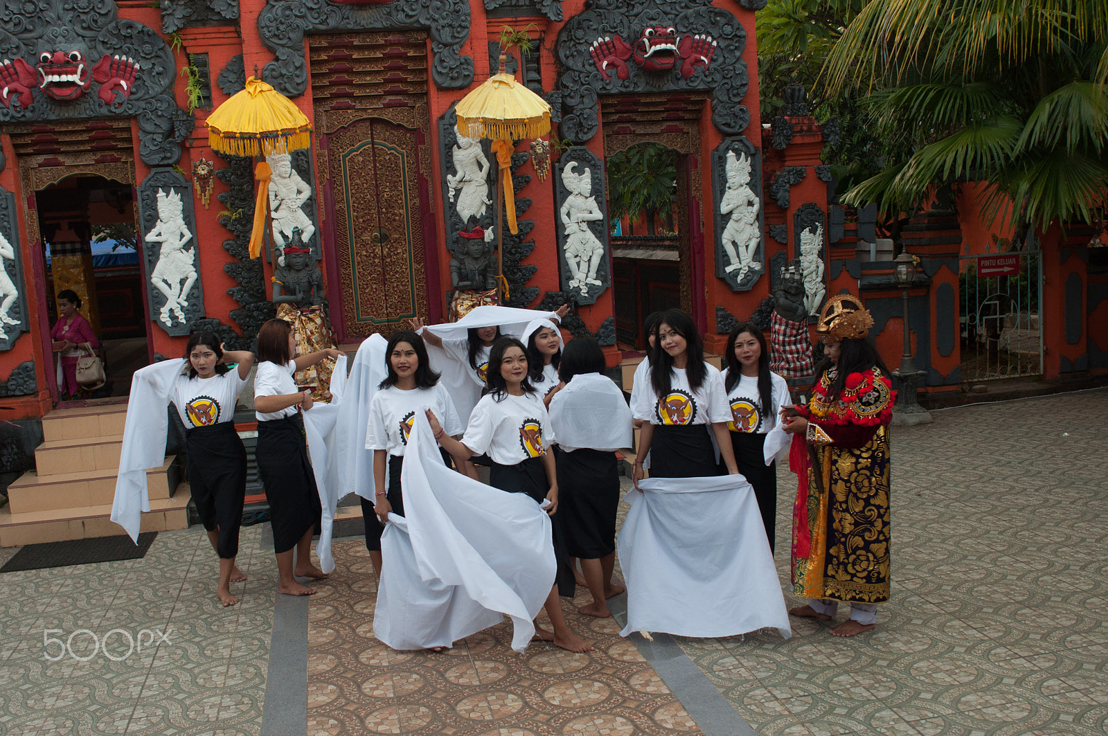 Nikon D90 + Nikon AF Nikkor 24mm F2.8D sample photo. The eve of nyepi day of silence in makassar, indonesia photography
