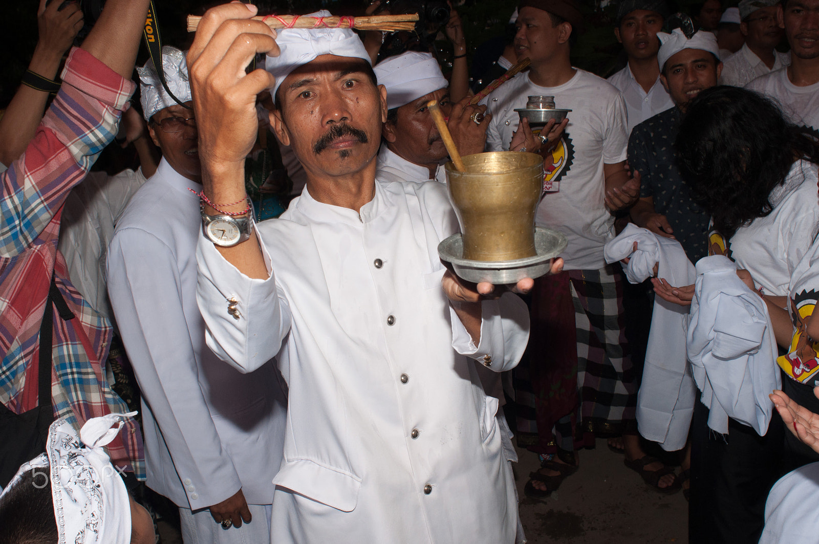 Nikon D90 + Nikon AF Nikkor 24mm F2.8D sample photo. The eve of nyepi day of silence in makassar, indonesia photography