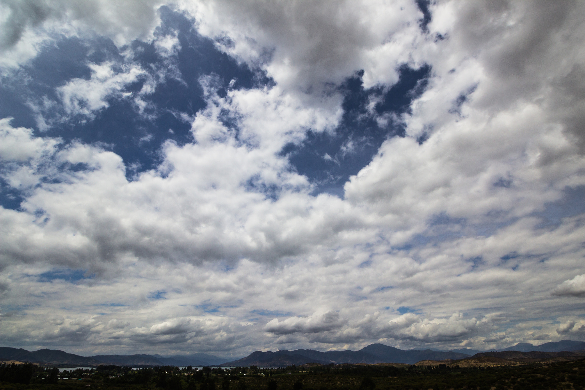 Canon EF-S 10-18mm F4.5–5.6 IS STM sample photo. Lago rapel, chile. photography