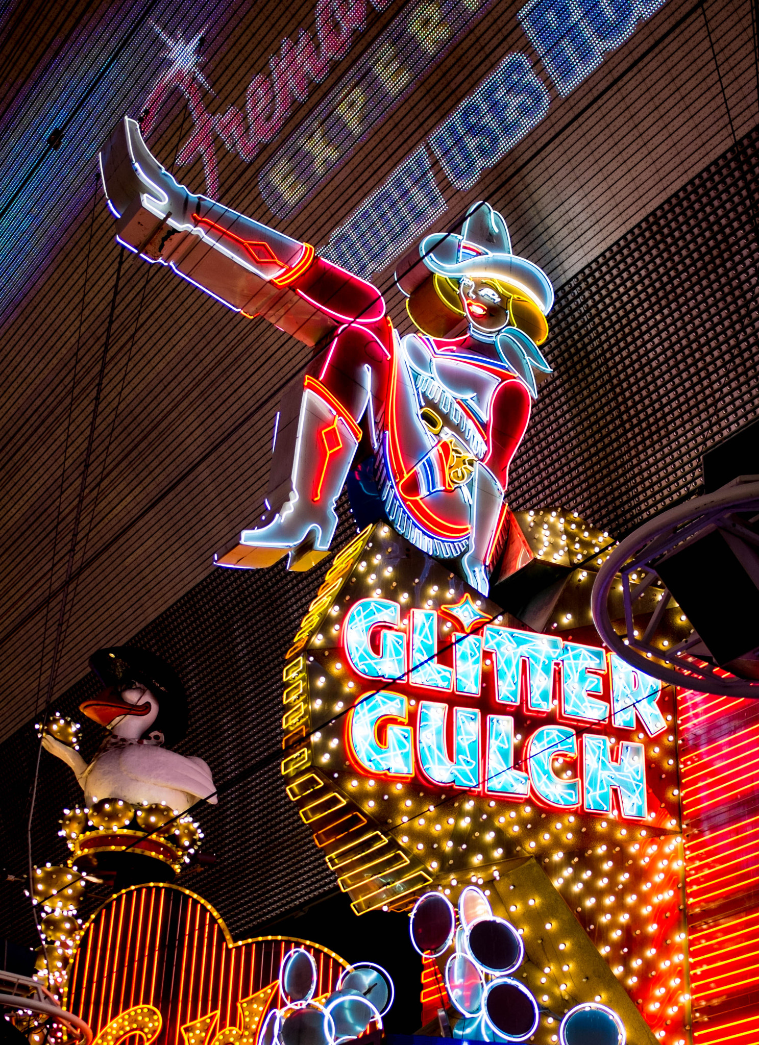 Fujifilm X-E1 + Fujifilm XF 23mm F1.4 R sample photo. Fremont west las vegas photography