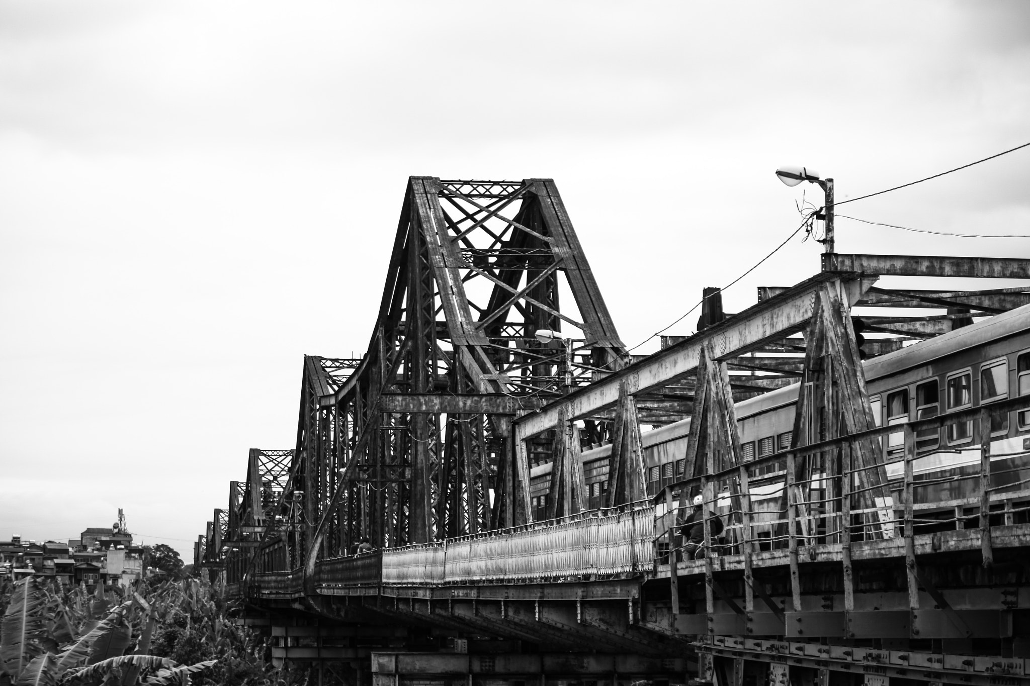 Canon EF-S 55-250mm F4-5.6 IS II sample photo. The bridge. photography